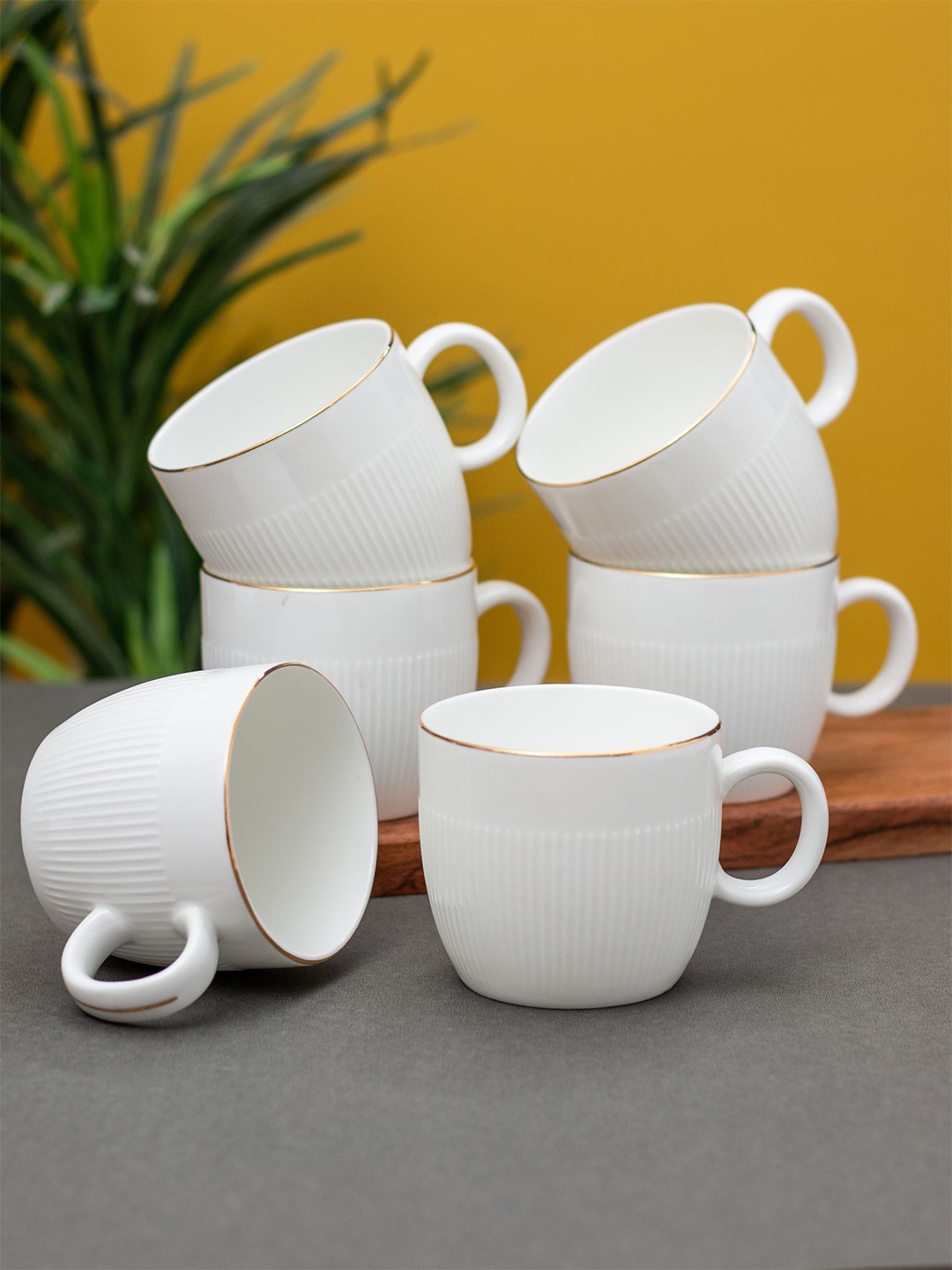 

CLAY CRAFT White & Gold Toned 6 Pieces Textured Ceramic Tea Cups 220ml