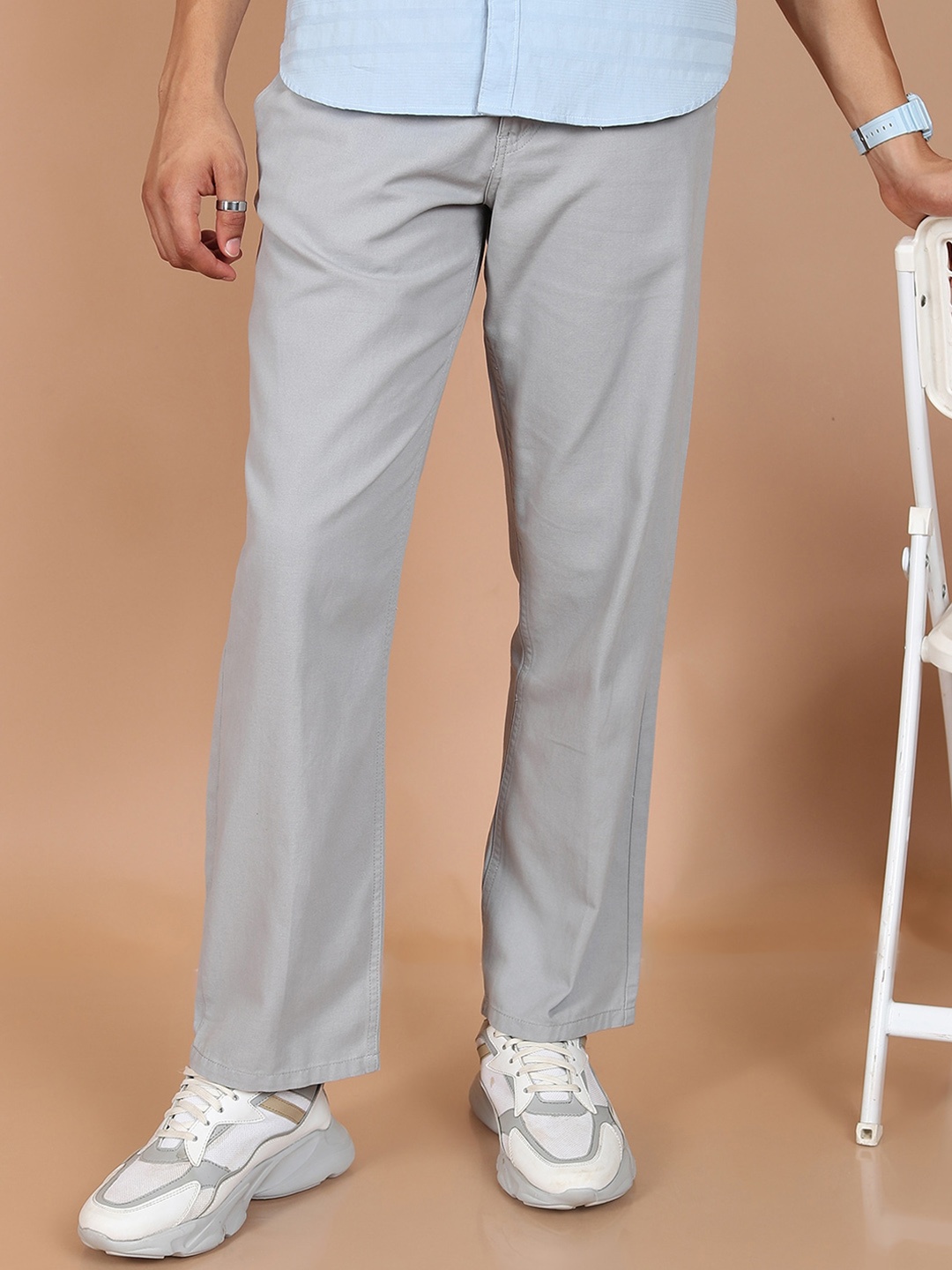 

HIGHLANDER Men Grey Mid-Rise Straight Fit Cotton Trousers
