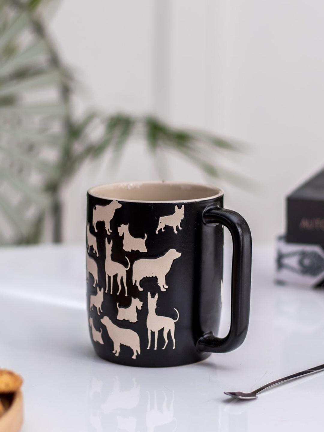 

THEDECORKART Black & Beige Hand Painted Printed Ceramic Glossy Mug - 300 ML