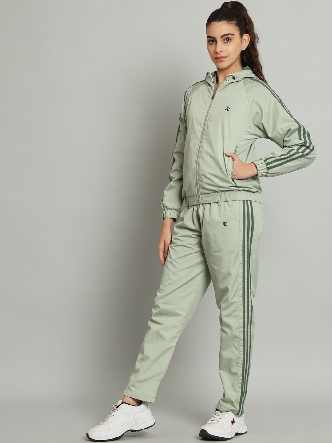 

ANTI CULTURE Long Sleeves Hooded Tracksuit, Green