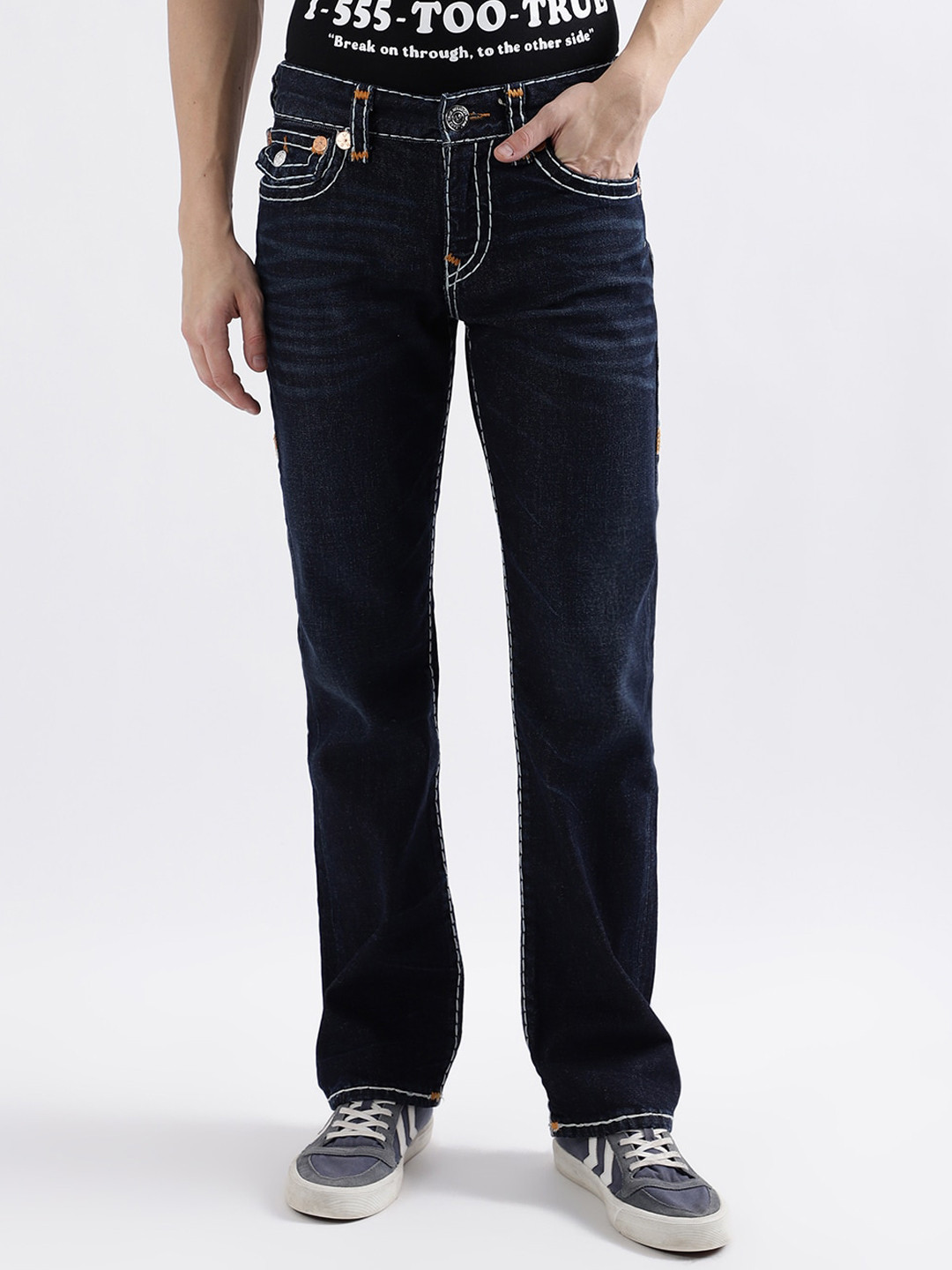 

True Religion Men Super T Billy Regular Fit Mid-Rise Clean Look Pure Cotton Jeans, Blue