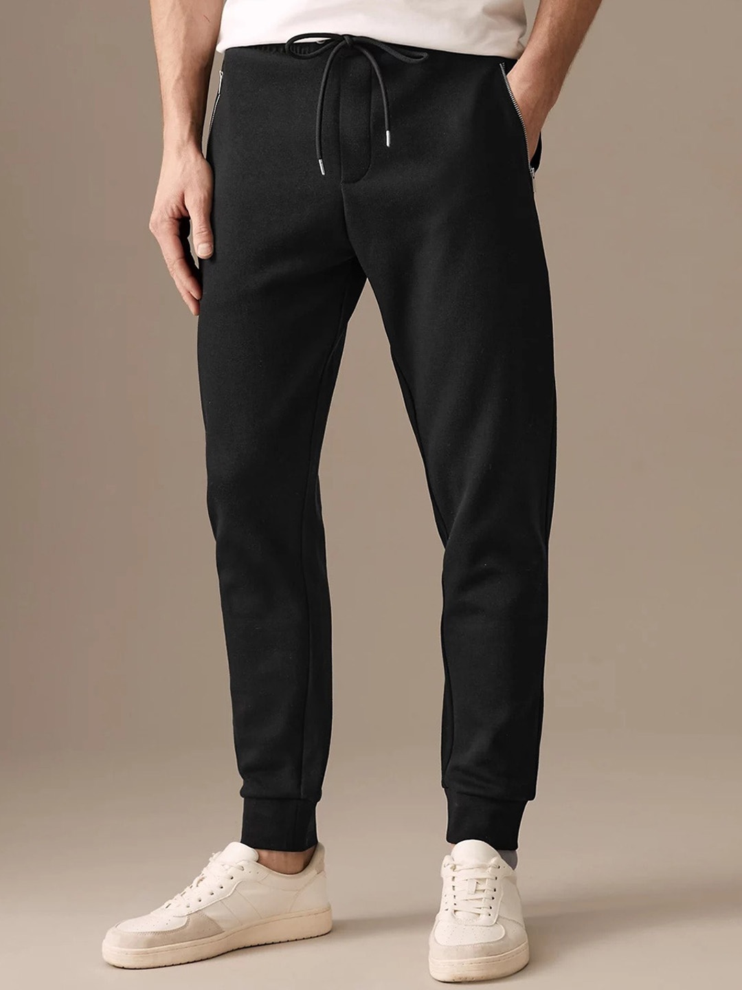 

Marks & Spencer Men Mid-Rise Joggers, Black