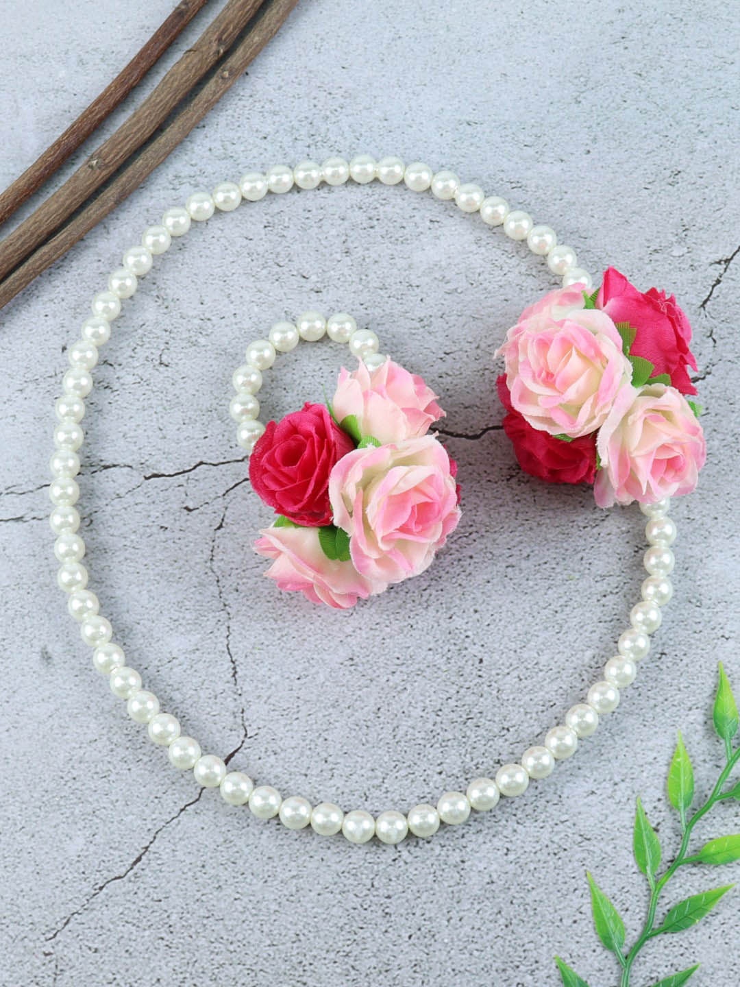 

Asthetika Kids Girls Floral Beaded Necklace & Bracelet Set, White