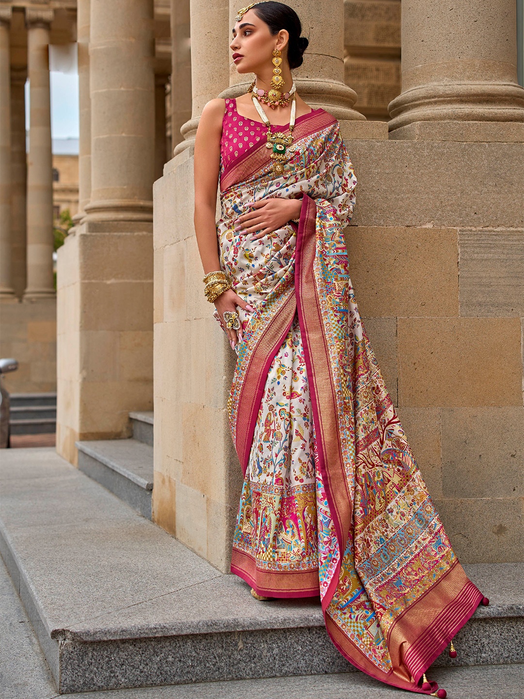 

Mitera Ethnic Motifs Woven Design Zari Saree, Off white