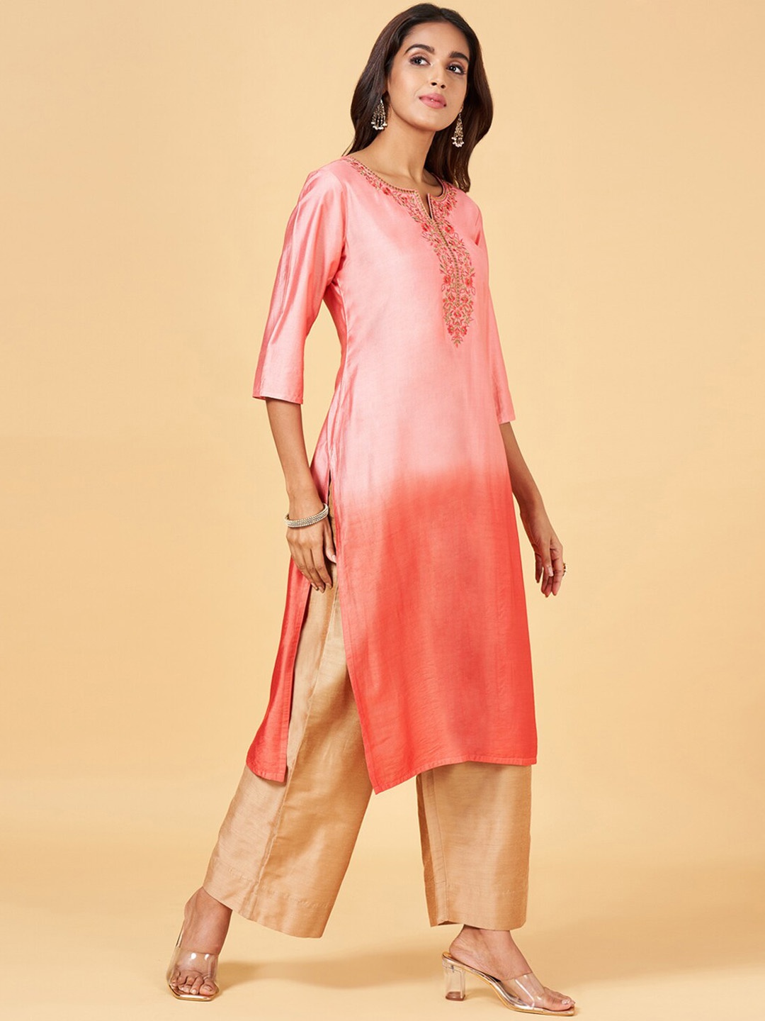 

RANGMANCH BY PANTALOONS Floral Yoke Designed Straight Kurta, Pink