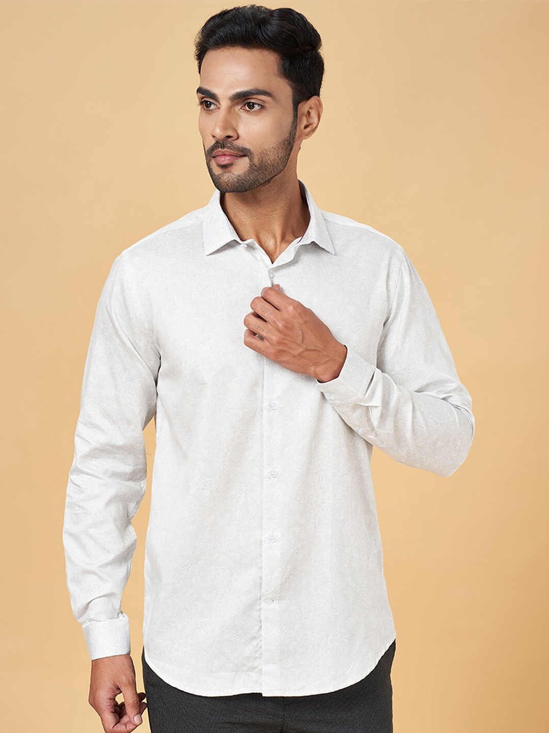 

BYFORD by Pantaloons Slim Fit Ethnic Motifs Printed Cotton Casual Shirt, White