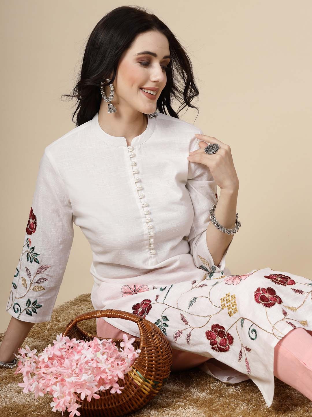 

Sangria Floral Embroidered A-Line Cotton Kurta, White