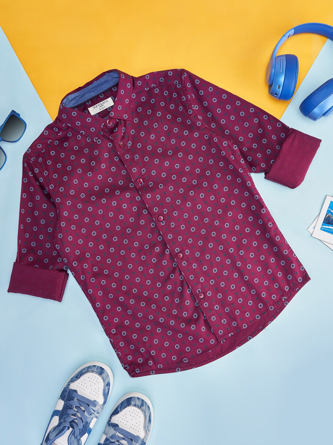 

Pantaloons Junior Boys Floral Printed Casual Shirt, Maroon