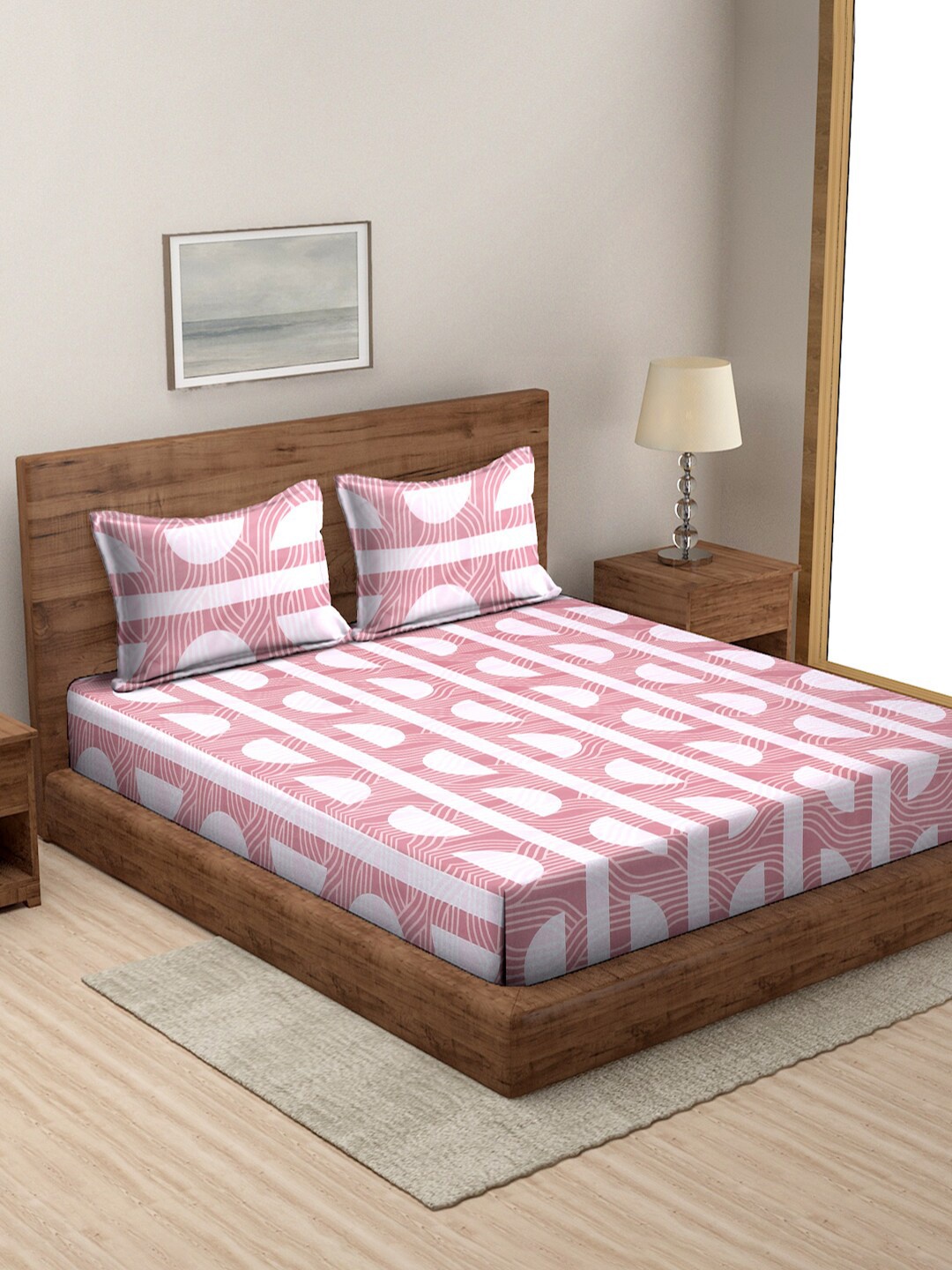 

MODEFE Pink & White Geometric Microfiber 144 TC Queen Bedsheet With 2 Pillow Covers