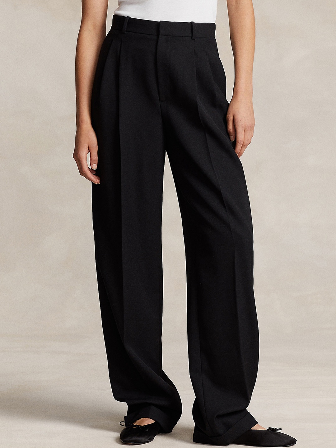 

Polo Ralph Lauren Women Relaxed Fit Pleated Woolen Trousers, Black