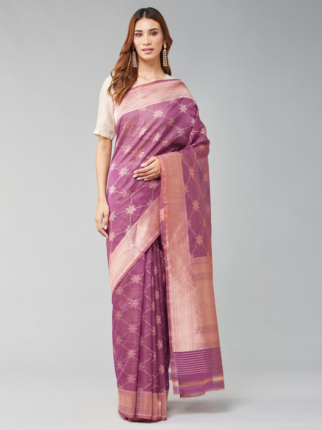 

Fabindia Ethnic Motif Woven Design Cotton Silk Zari Saree, Pink