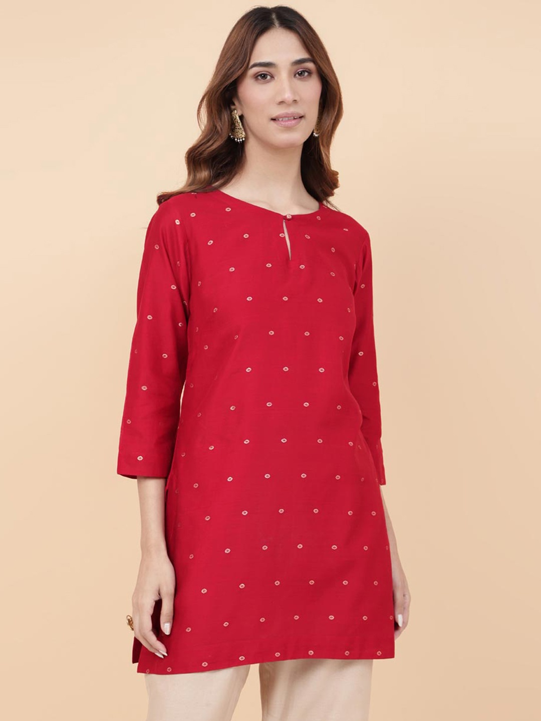 

Fabindia Geometric Printed Keyhole Neck Cotton Silk A-Line Kurta, Red