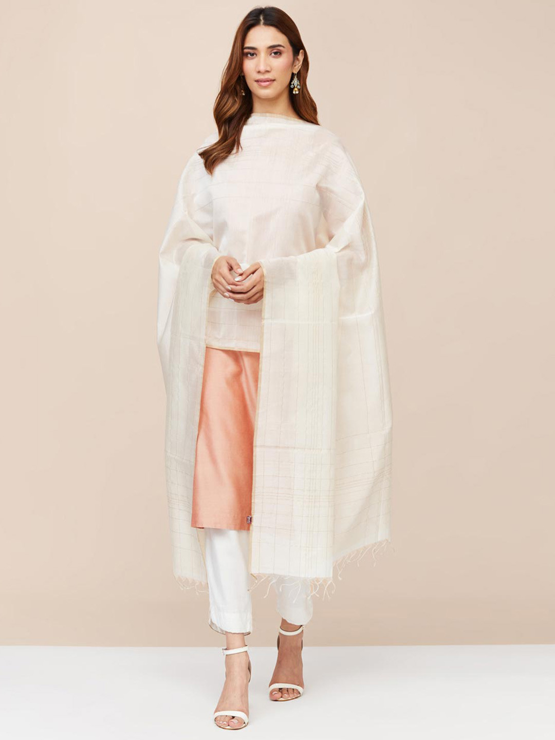 

Fabindia Geometric Woven Design Cotton Silk Dupatta with Zari, Off white