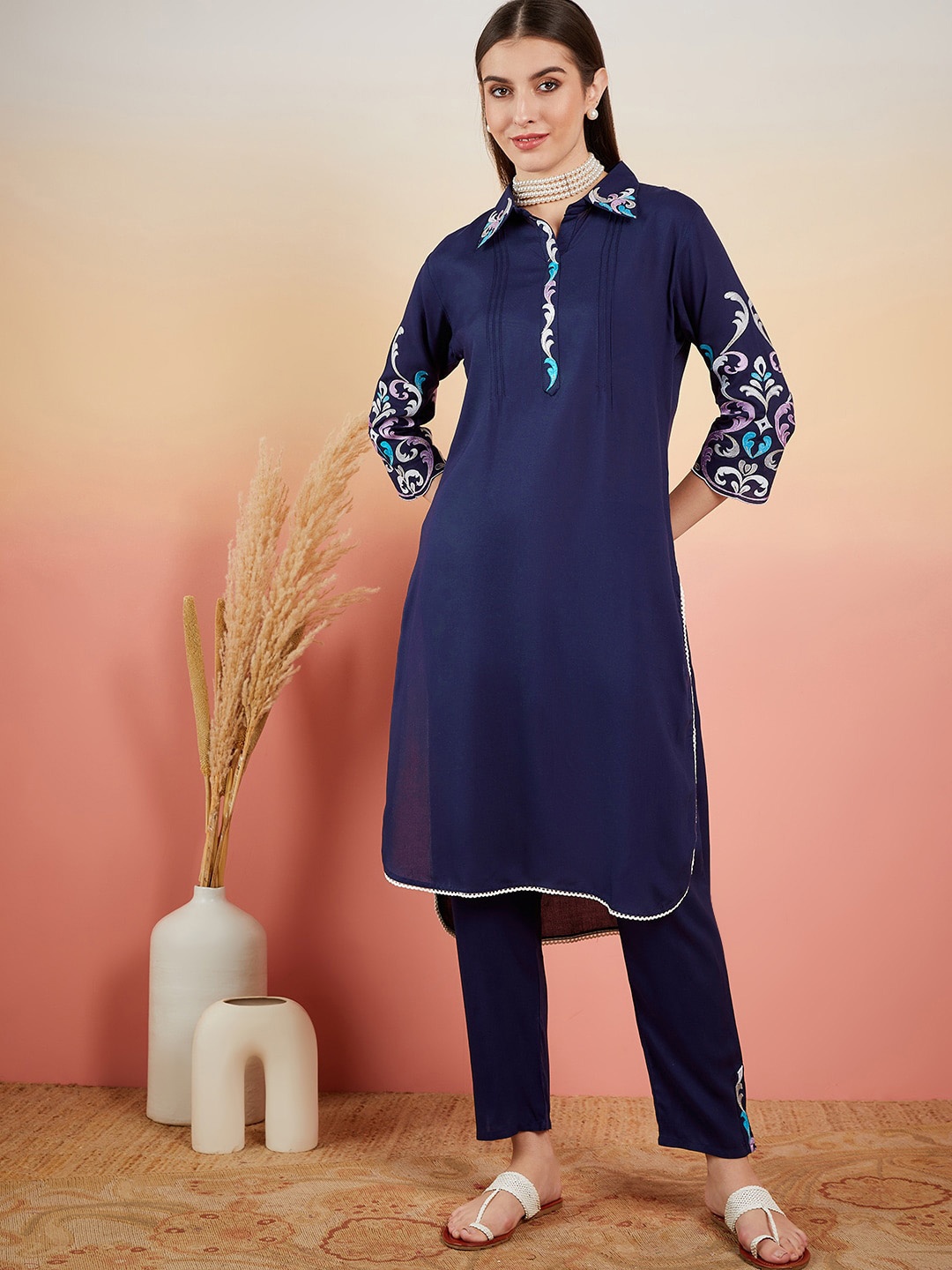 

Vastramyaa Embroidered Shirt Collar Regular Thread Work Kurta With Trousers, Navy blue