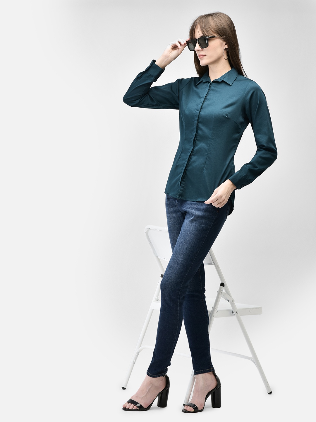 

Crimsoune Club Spread Collar Cotton Shirt, Green