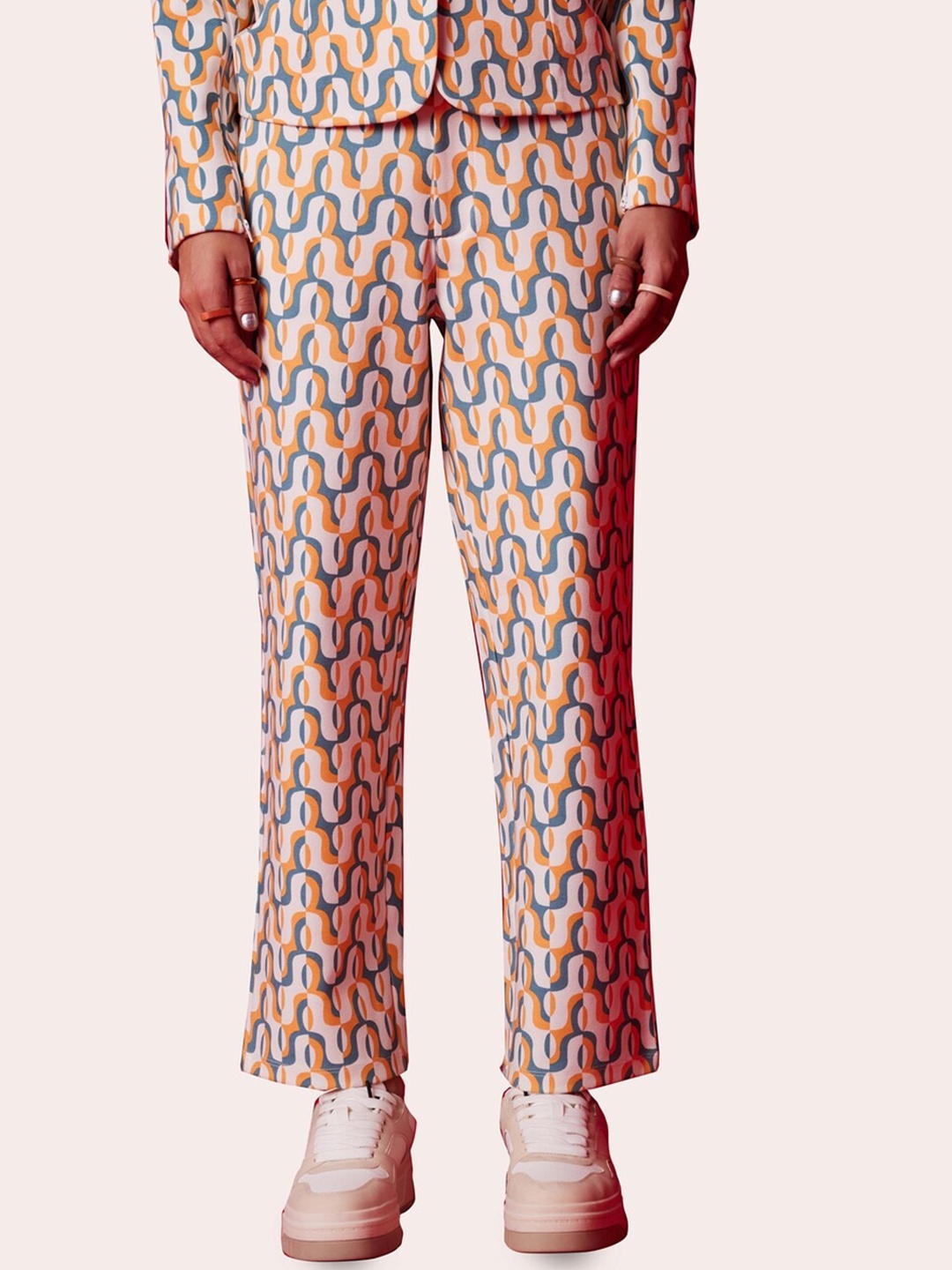 

Muvazo Abstract Printed Track Pants, White