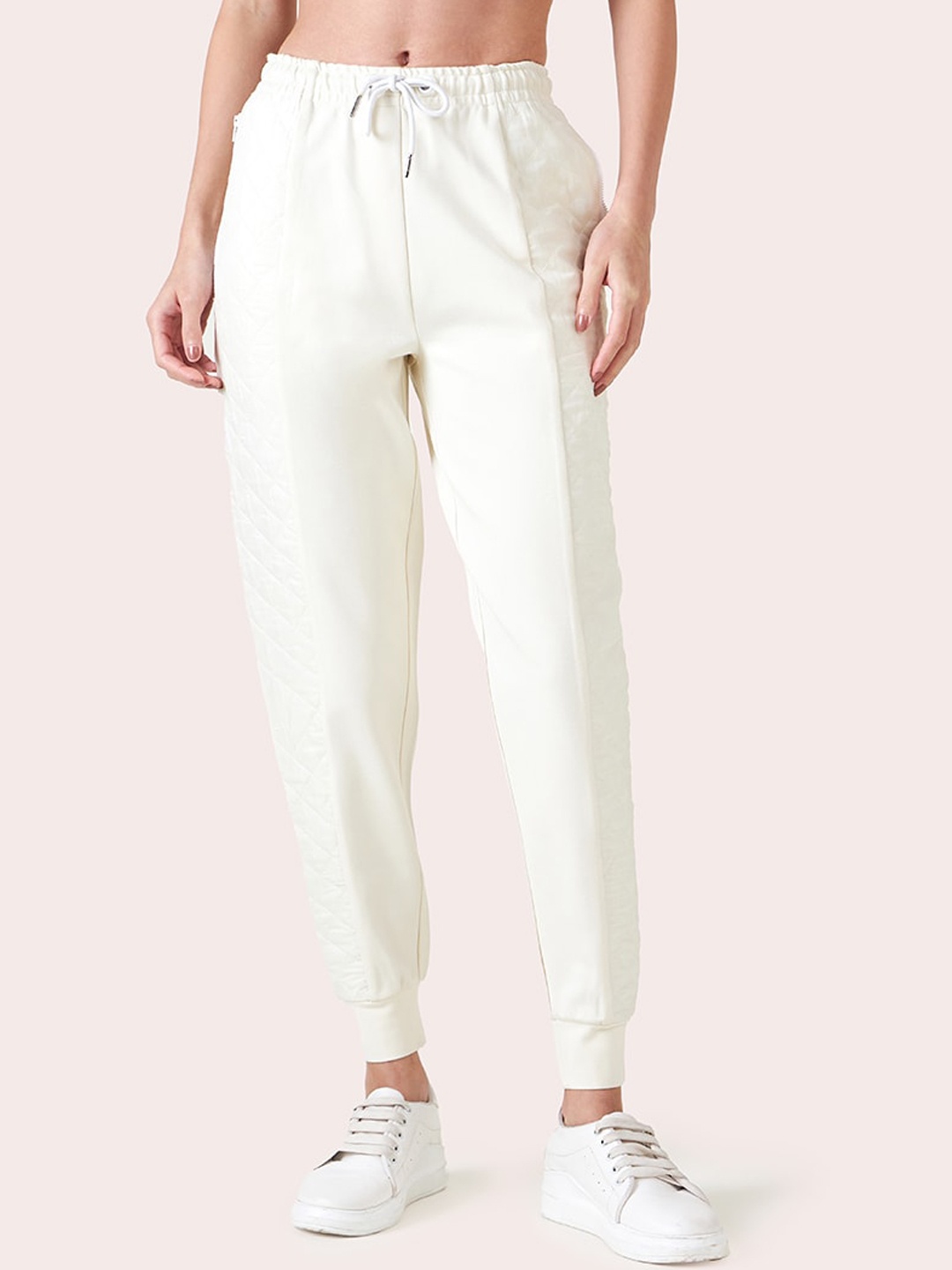 

Muvazo Women Relaxed Fit Stretchable Mid-Rise Joggers, Off white