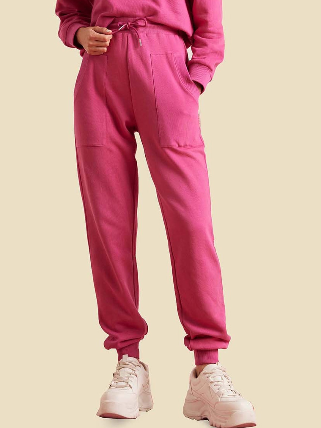 

Muvazo Women Mid-Rise Training or Gym Fleece Joggers, Pink