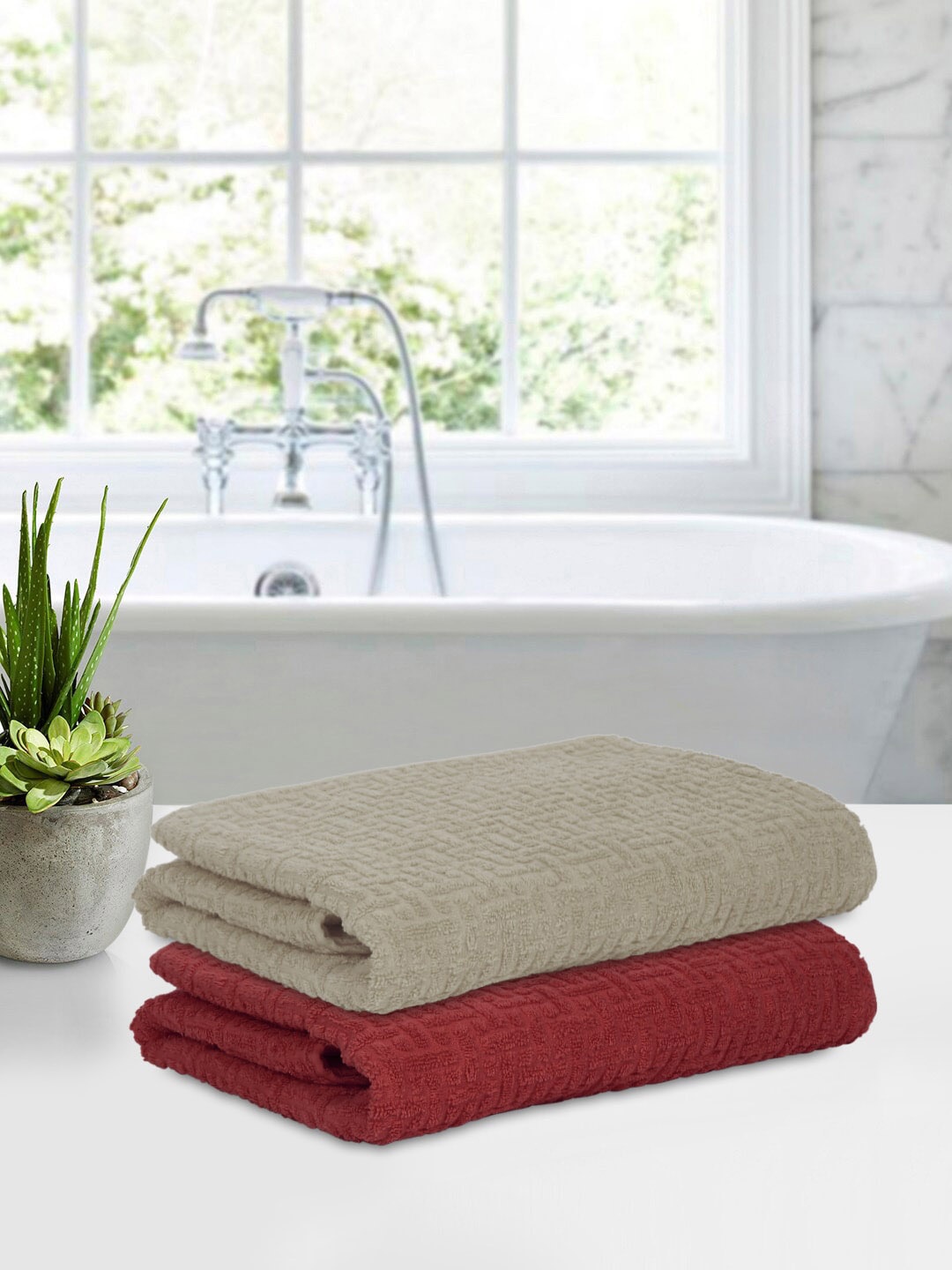 

Cortina Maroon & Beige 2 Pieces Jacquard Super Absorbent 480 GSM Bath Towel