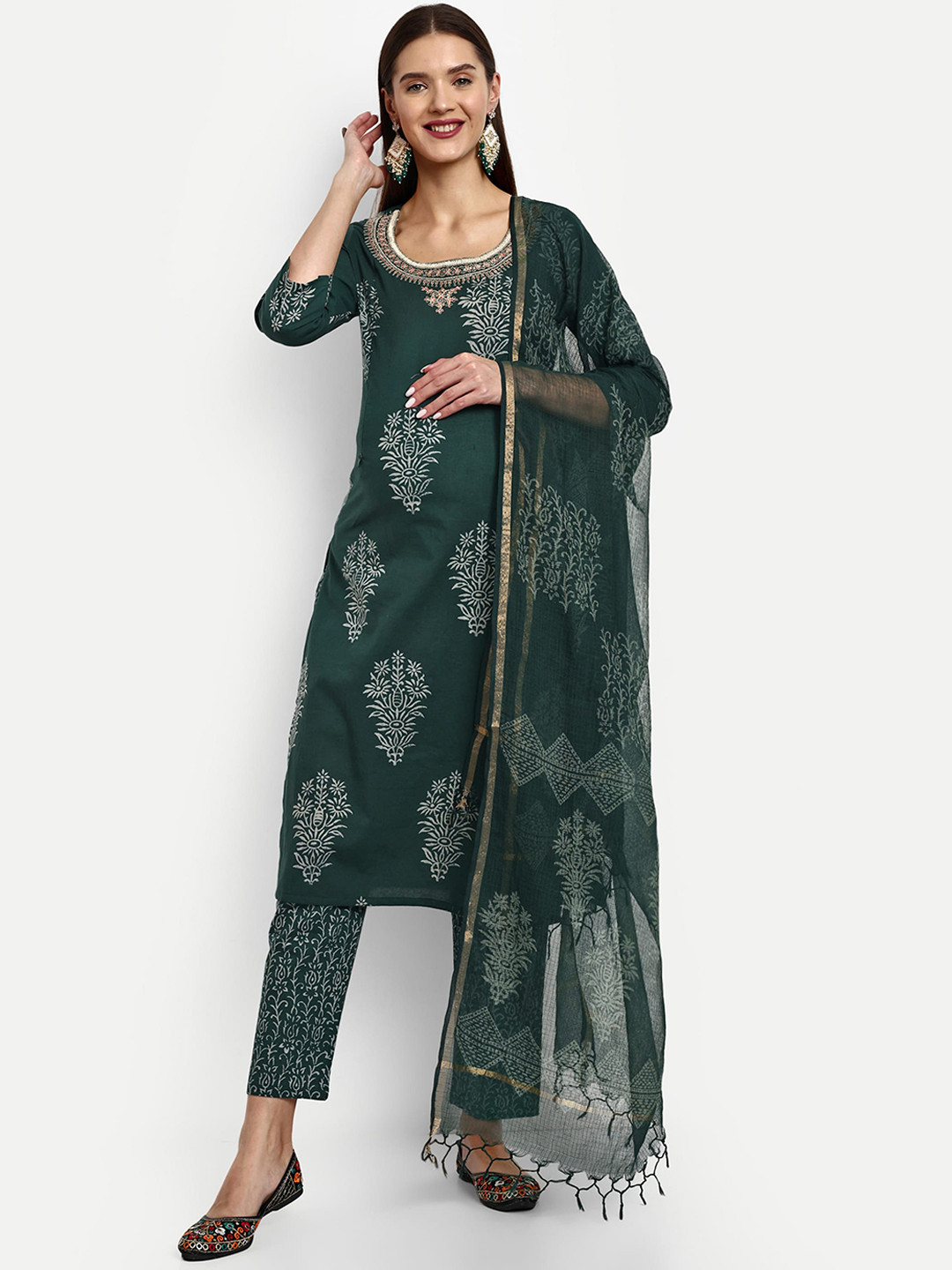 

mumzhug Ethnic Motifs Printed Thread Work Pure Cotton Kurta With Trousers & Dupatta, Green