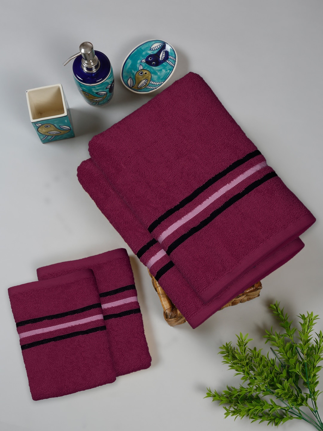 

Cortina Maroon 4 Pieces Cotton Anti-Bacterial 380 GSM Reversible Bath & Hand Towels
