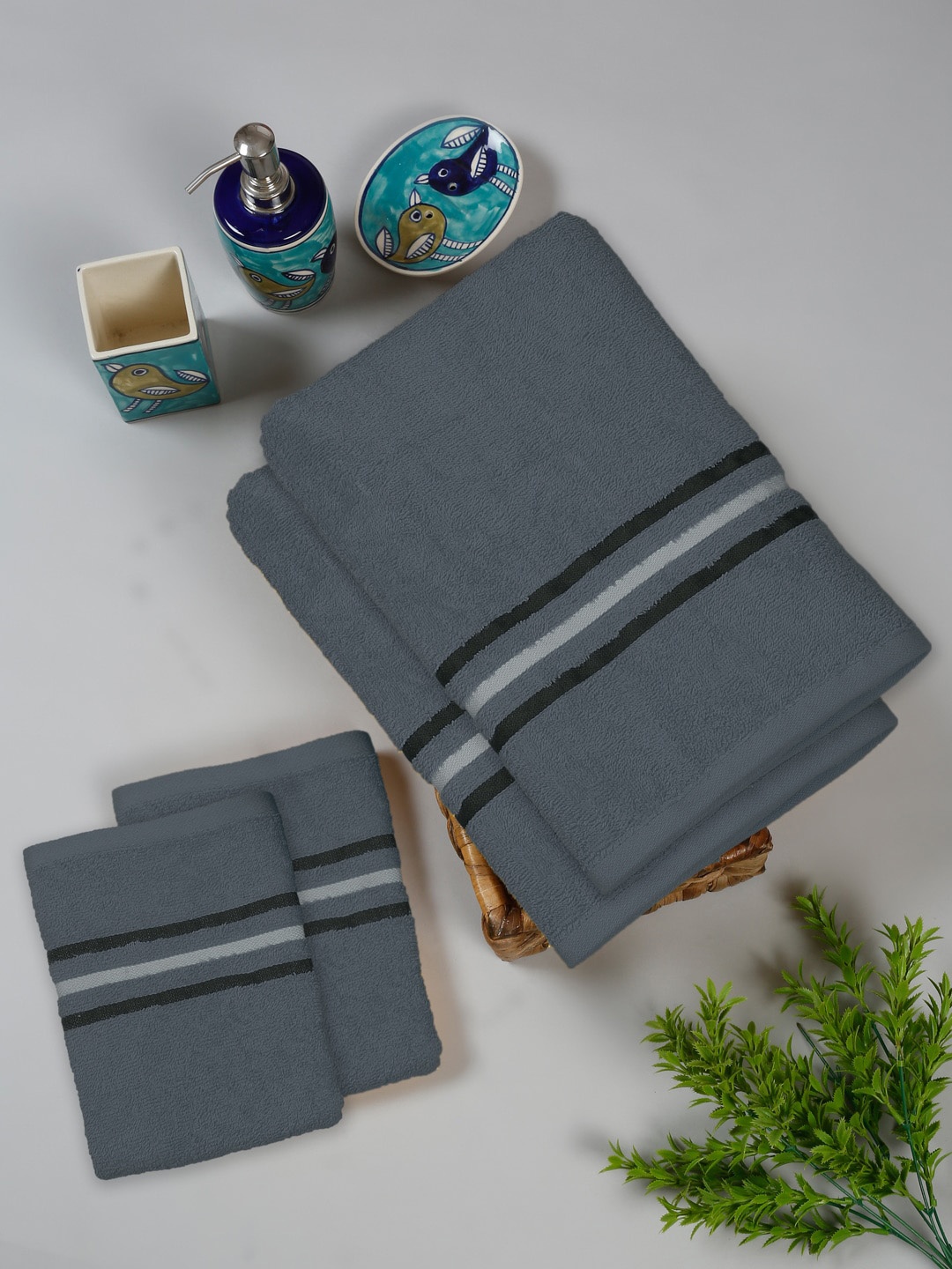

Cortina Grey 4 Pieces Cotton 380 GSM Bath Towles & Hand Towels