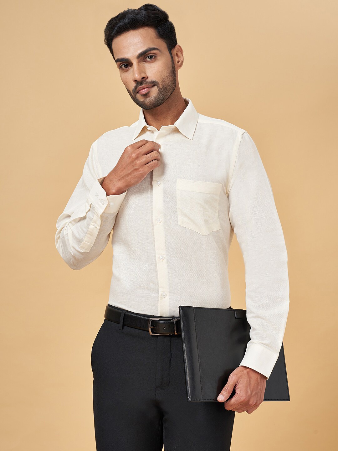 

Peregrine by Pantaloons Spread Collar Opaque Linen Cotton Formal Shirt, Yellow