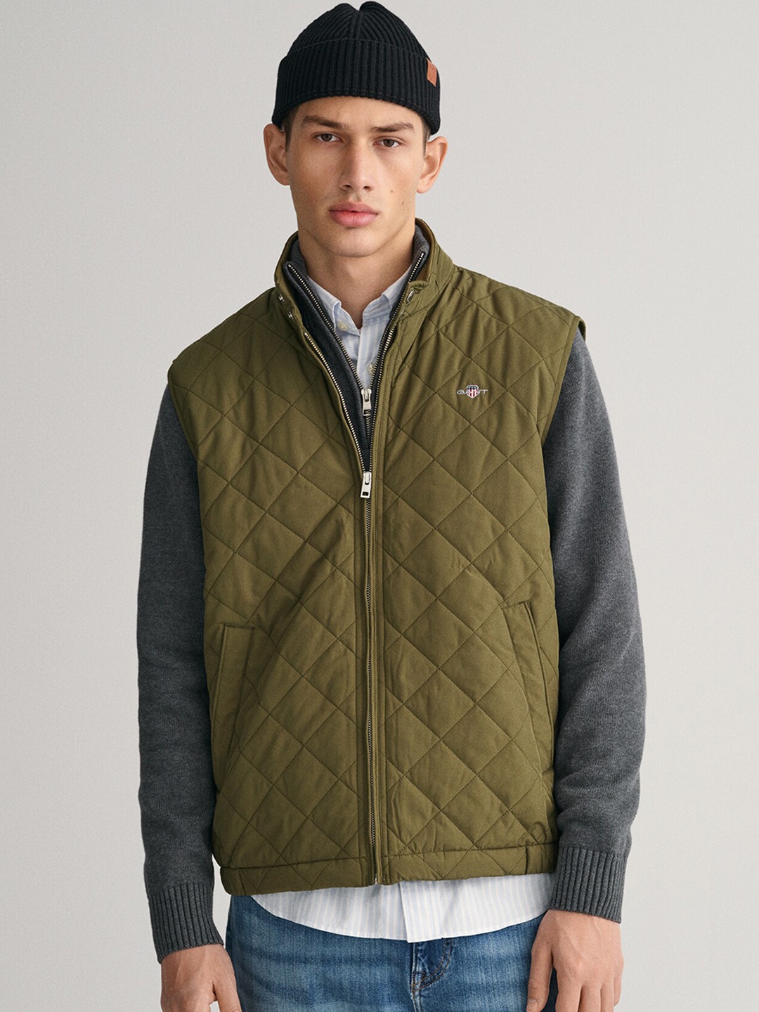 

GANT Stand Collar Sleeveless Quilted Jacket, Olive