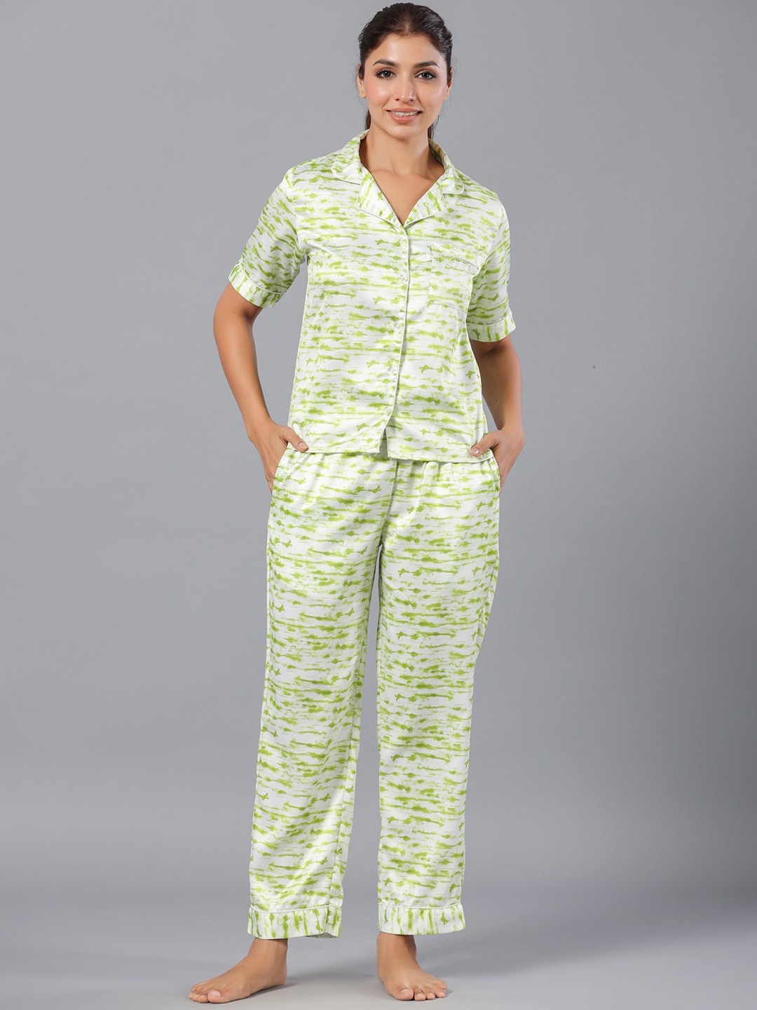 

ETC Green & White Tie and Dye Printed Lapel Collar Night Suit