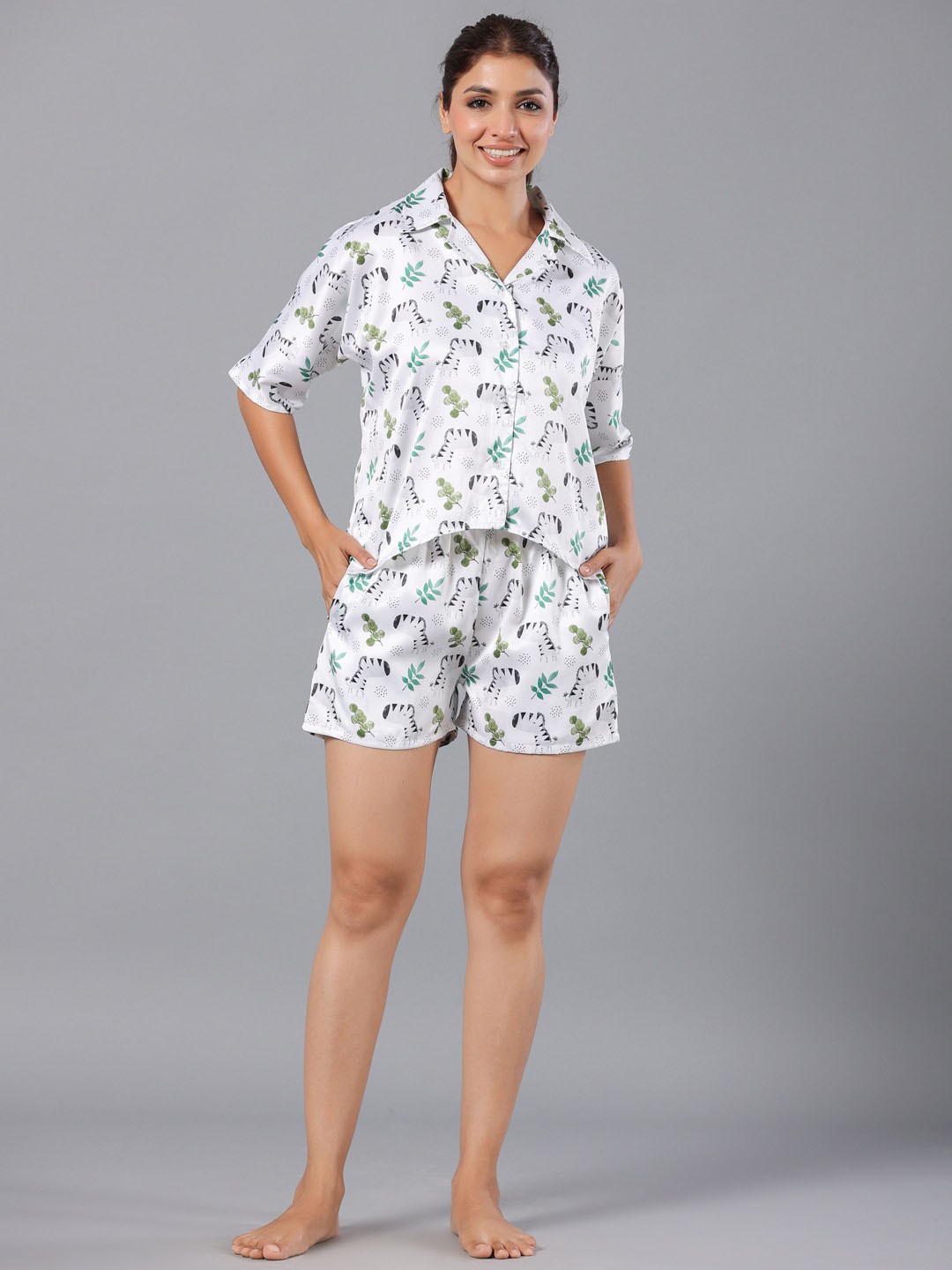 

ETC White & Blue Floral Printed Lapel Collar Shirt & Shorts