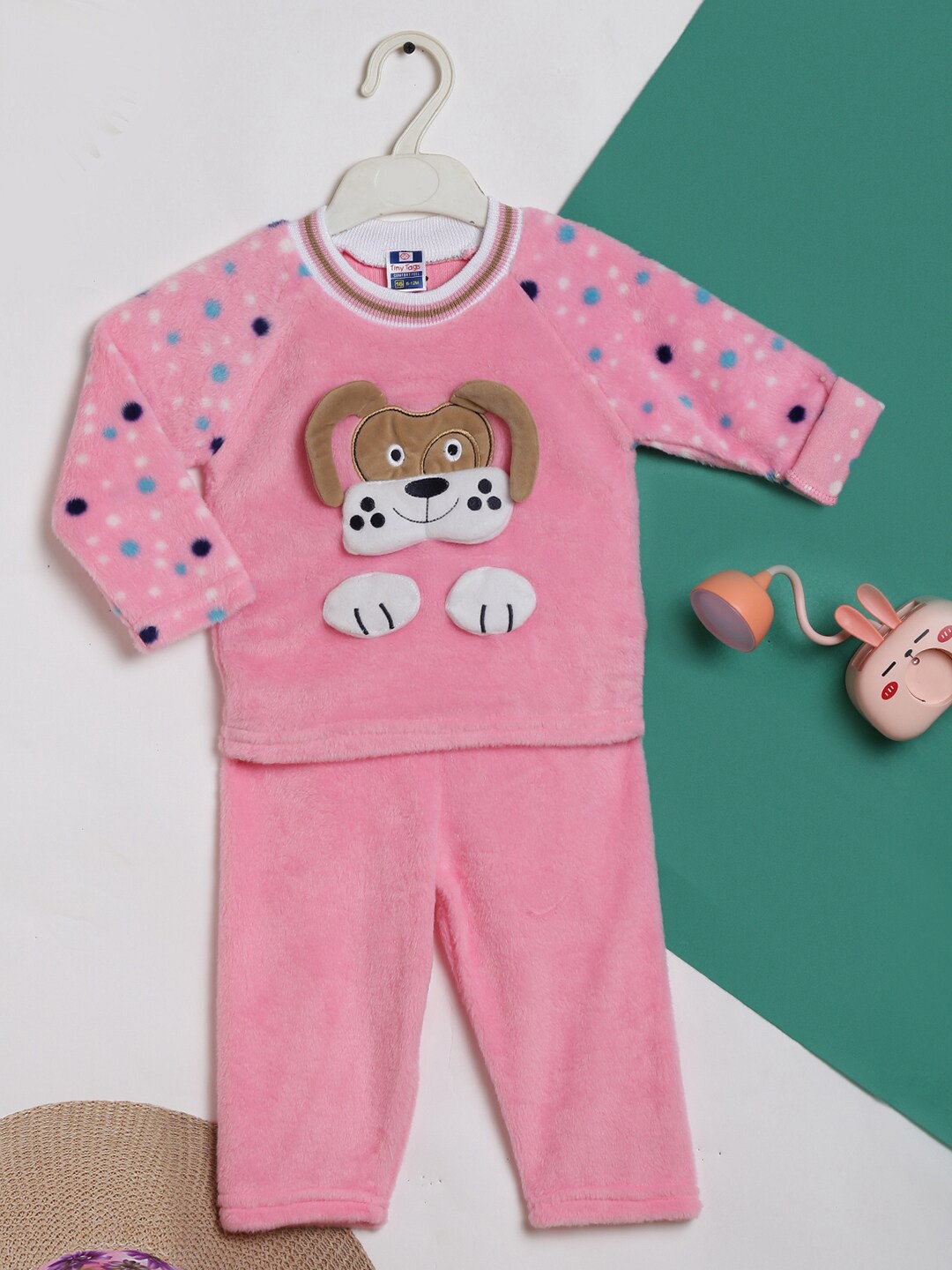 

V-Mart Infants Applique T-shirt With Trousers, Pink