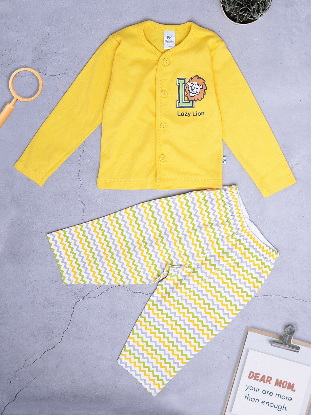 

V-Mart Infants Printed Pure Cotton T-shirt With Linen Trousers, Yellow