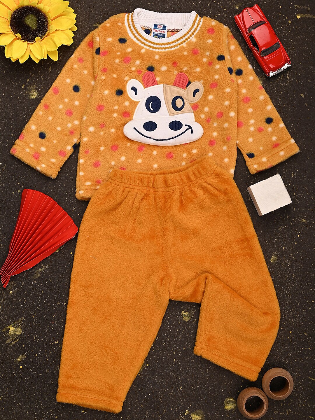 

V-Mart Infants Printed T-shirt with Trousers, Mustard