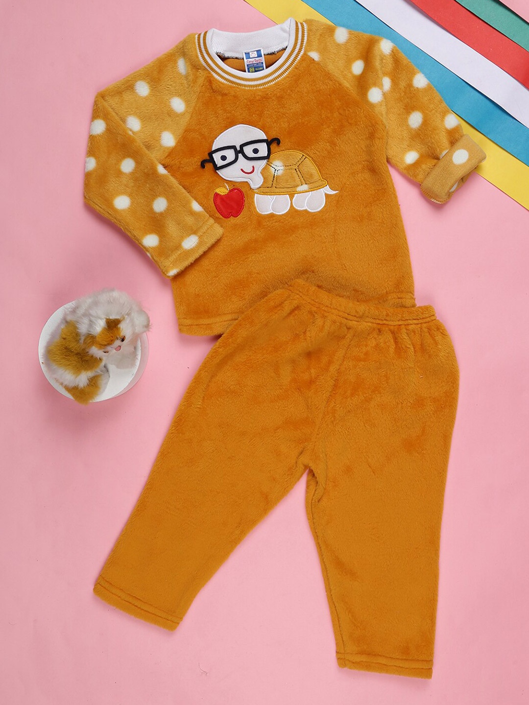 

V-Mart Infants Applique T-shirt With Trousers, Mustard