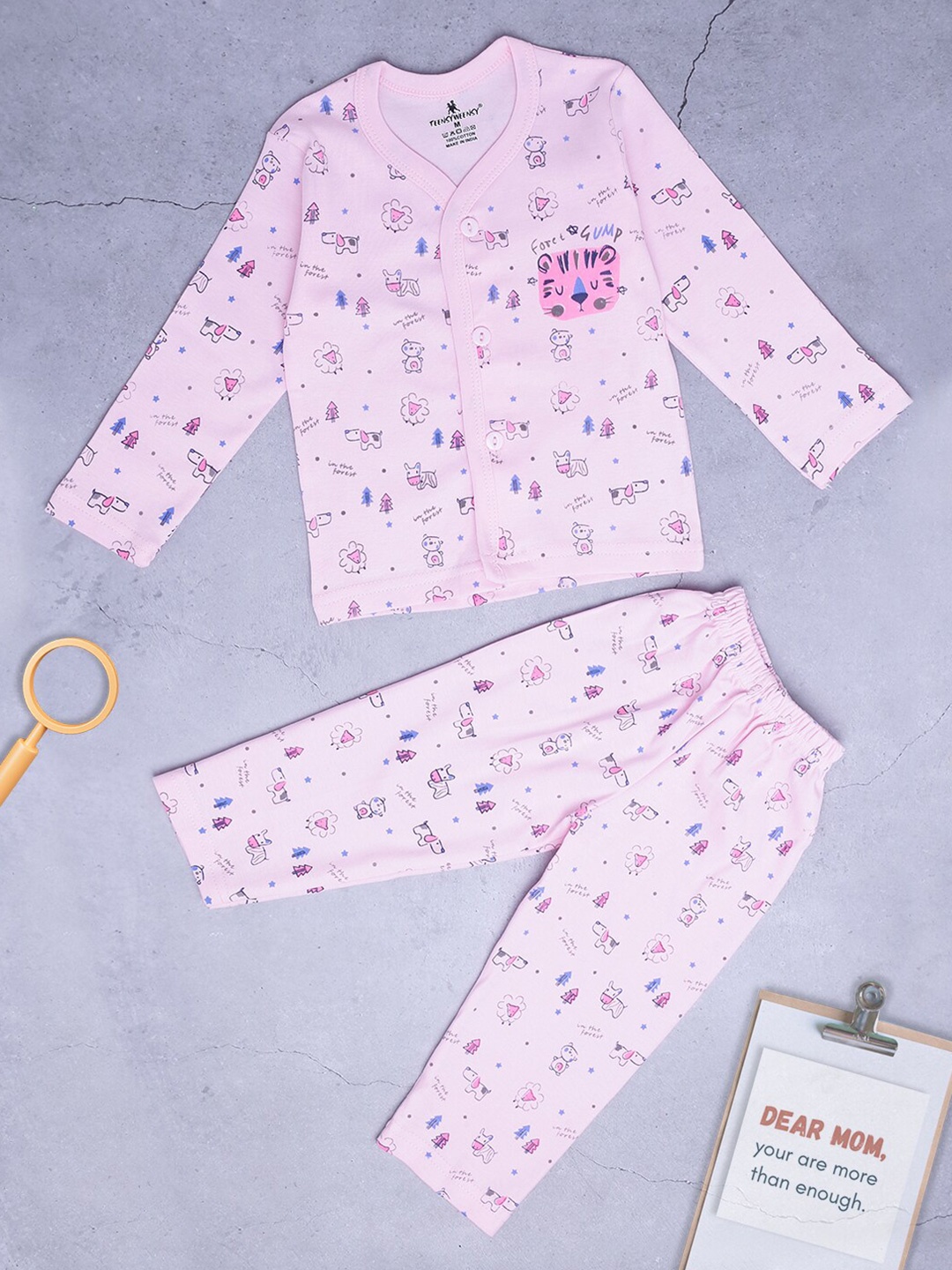 

V-Mart Kids Printed V-Neck Long Sleeve Shirt With Pyjama, Pink