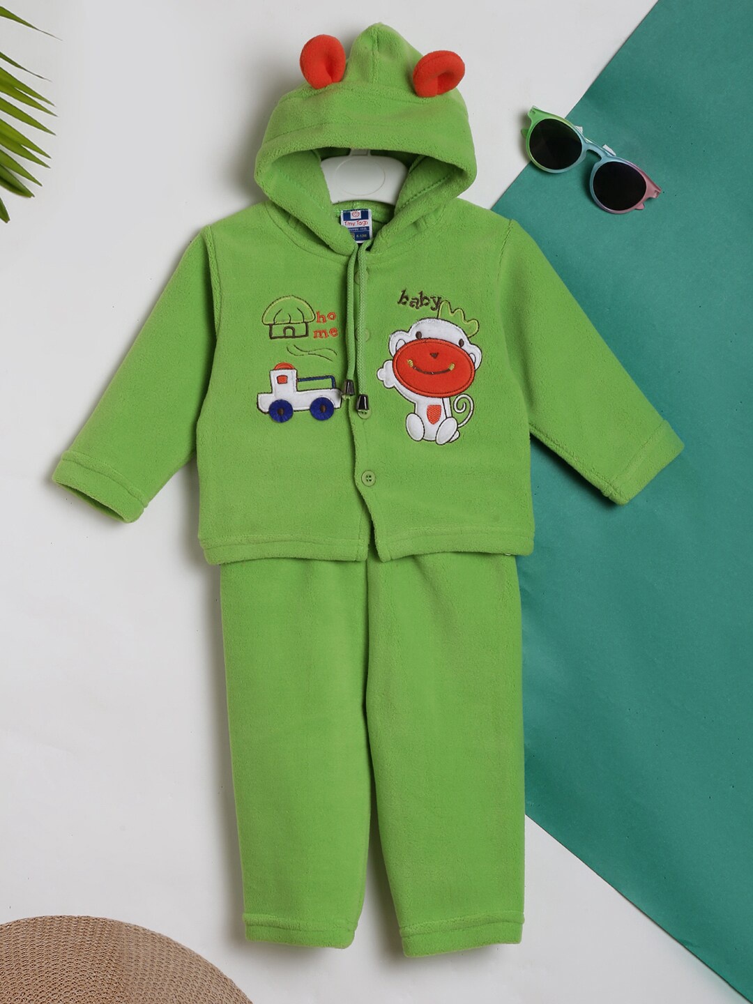 

V-Mart Infant Kids Printed Hooded Pure Wool T-shirt With Trousers, Green