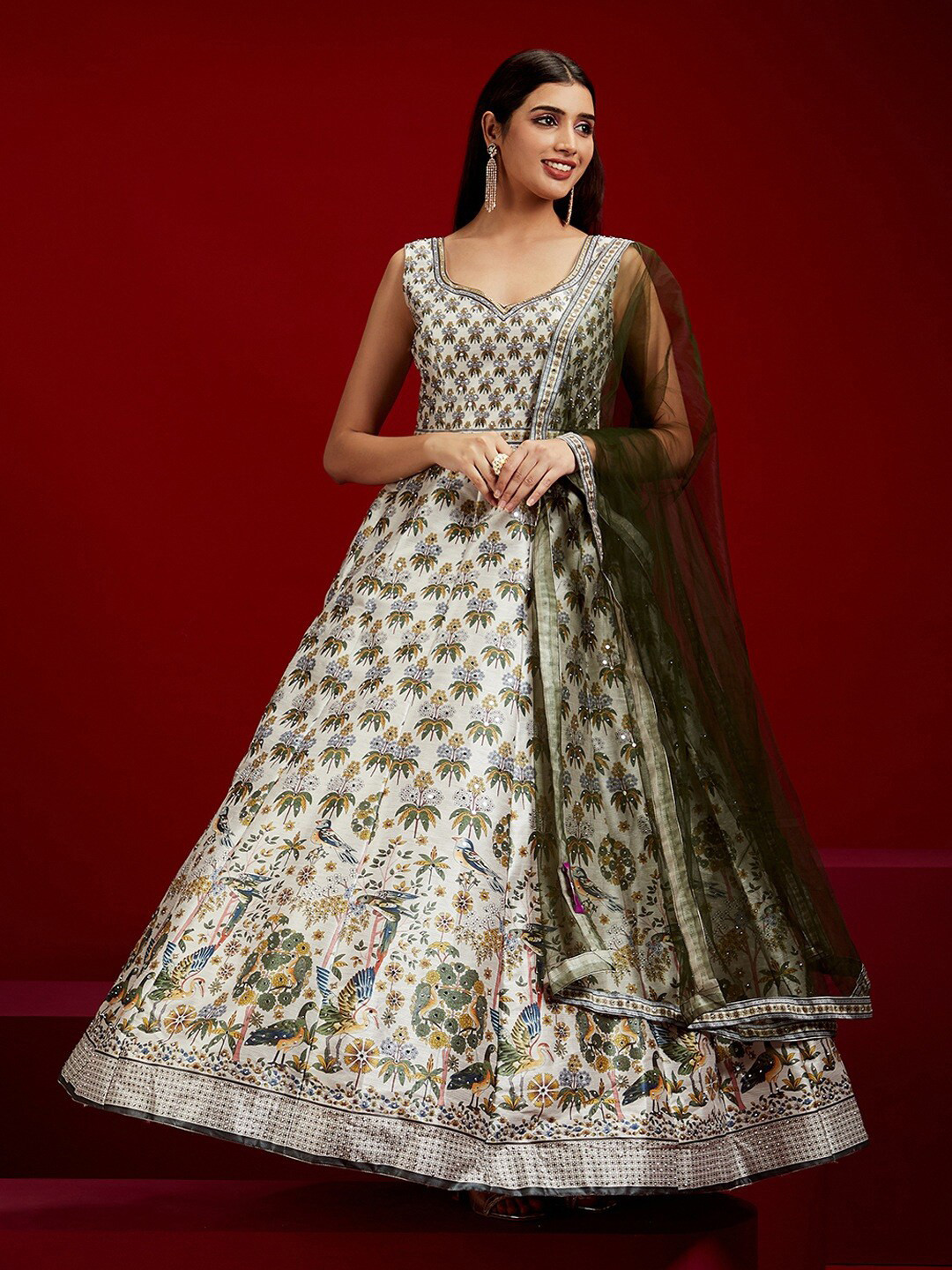 

Libas Art Floral Printed Sweetheart Neck Sequinned Maxi Ethnic Dress With Dupatta, Off white
