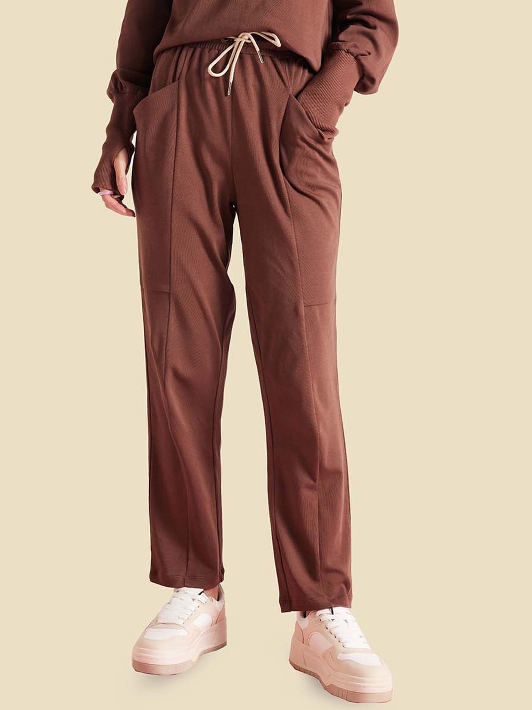 

Muvazo Women Cotton Mid-Rise Track Pants, Brown