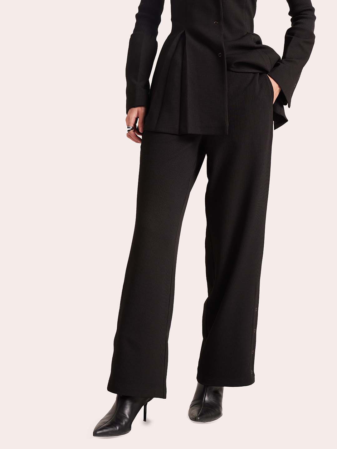 

Muvazo Women Black Straight Fit Trousers