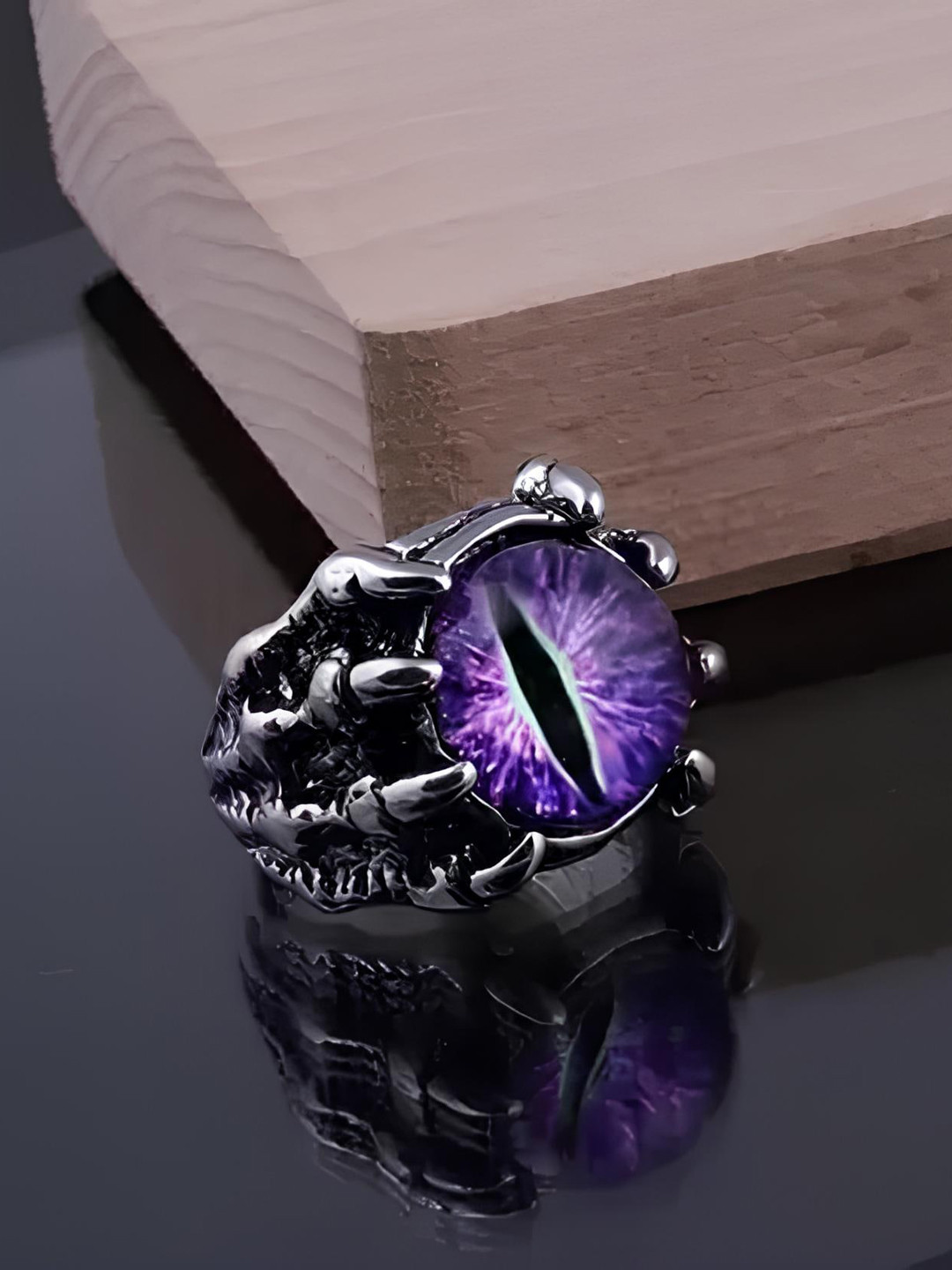 

KARISHMA KREATIONS Unisex Stone-Studded Demon Evil Eye Finger Ring, Silver