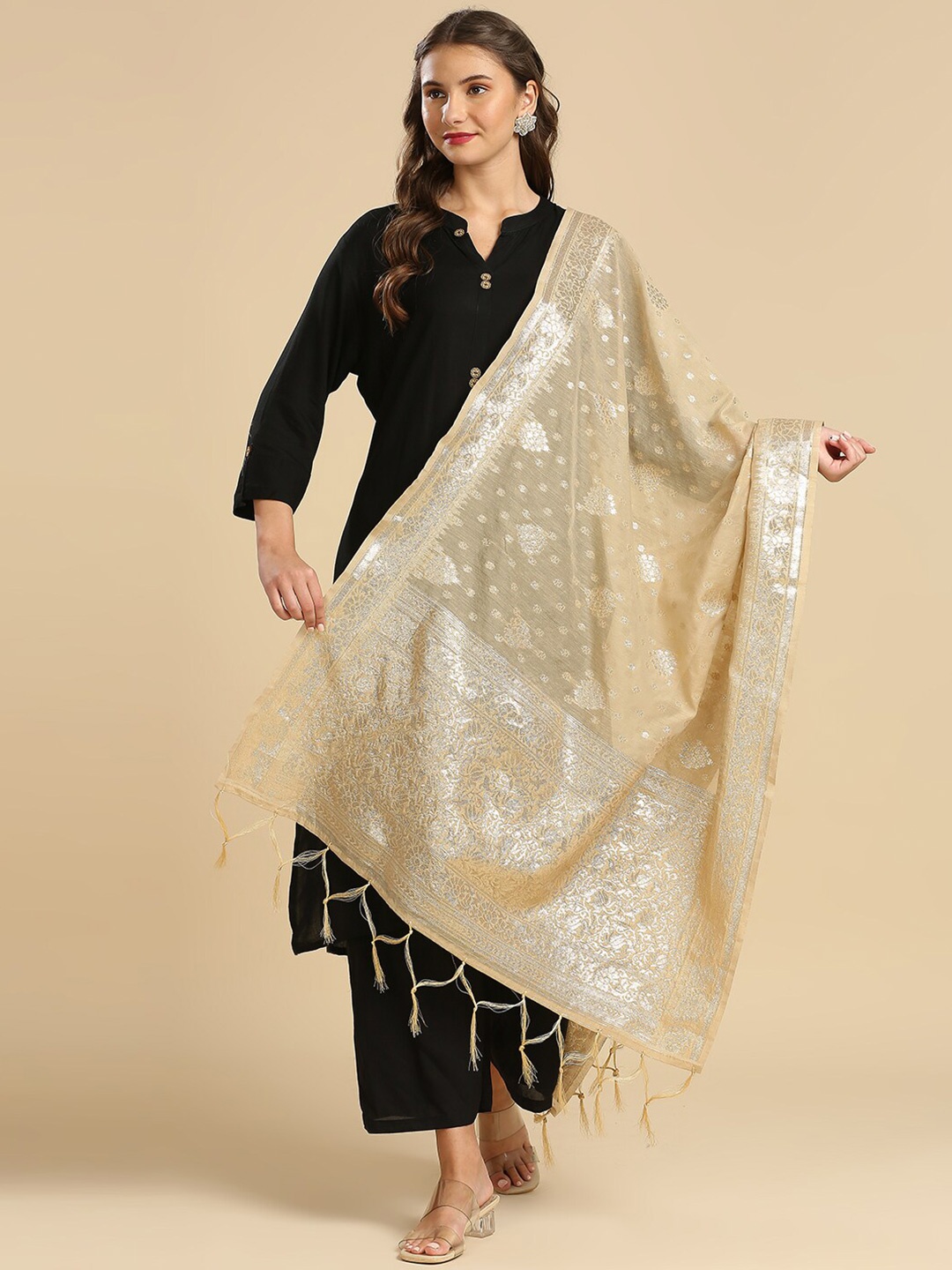 

Dupatta Bazaar Ethnic Motifs Woven Design Zari Dupatta, Gold