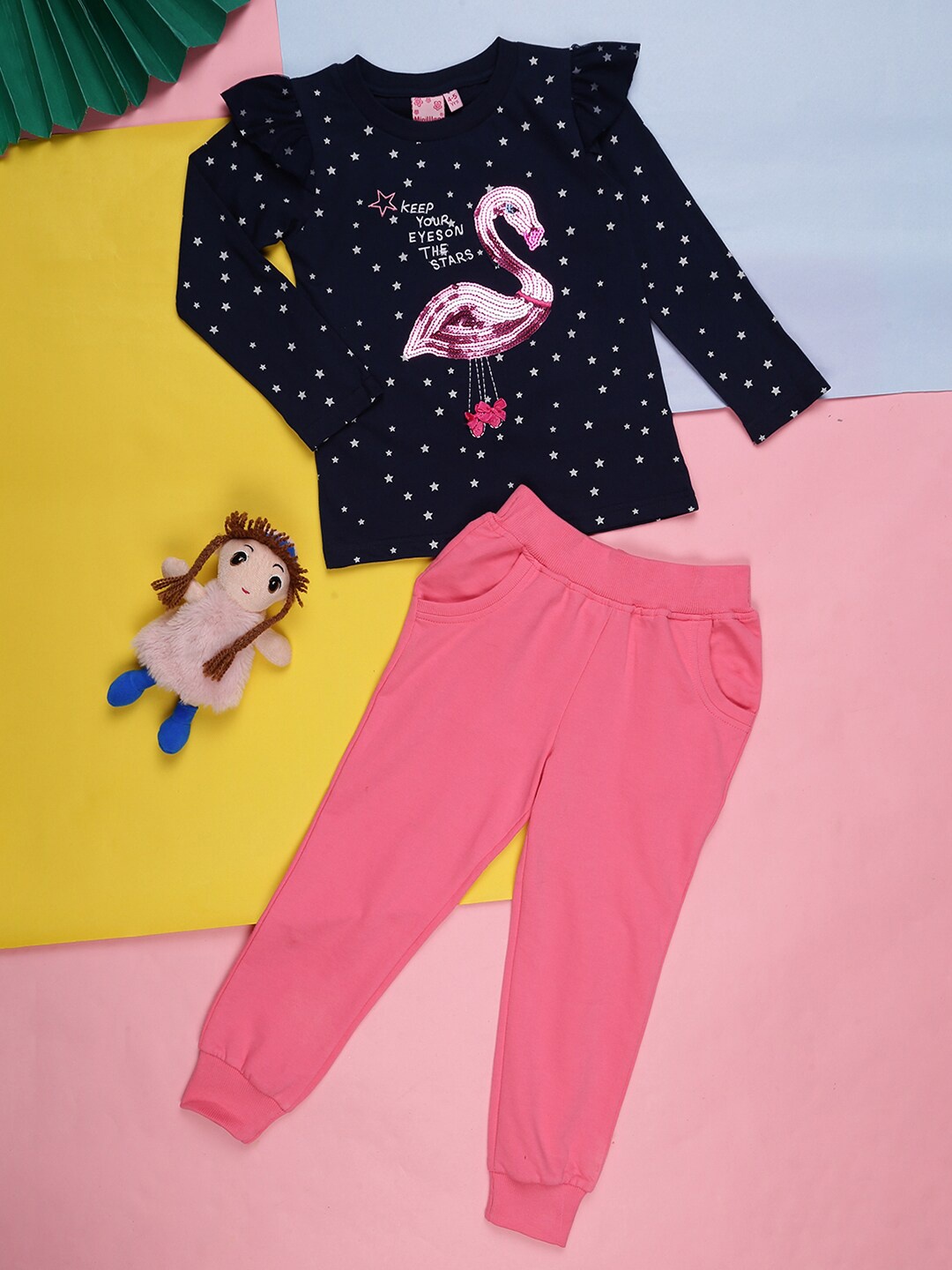 

V-Mart Girls Printed T-Shirt With Trousers, Navy blue