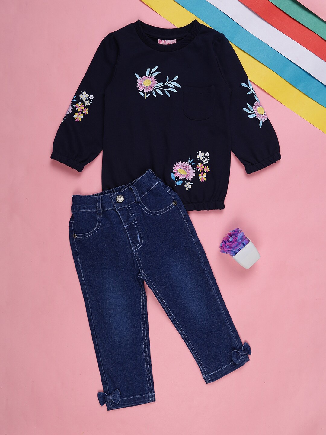 

V-Mart Girls Floral Printed T-shirt with Trousers, Navy blue
