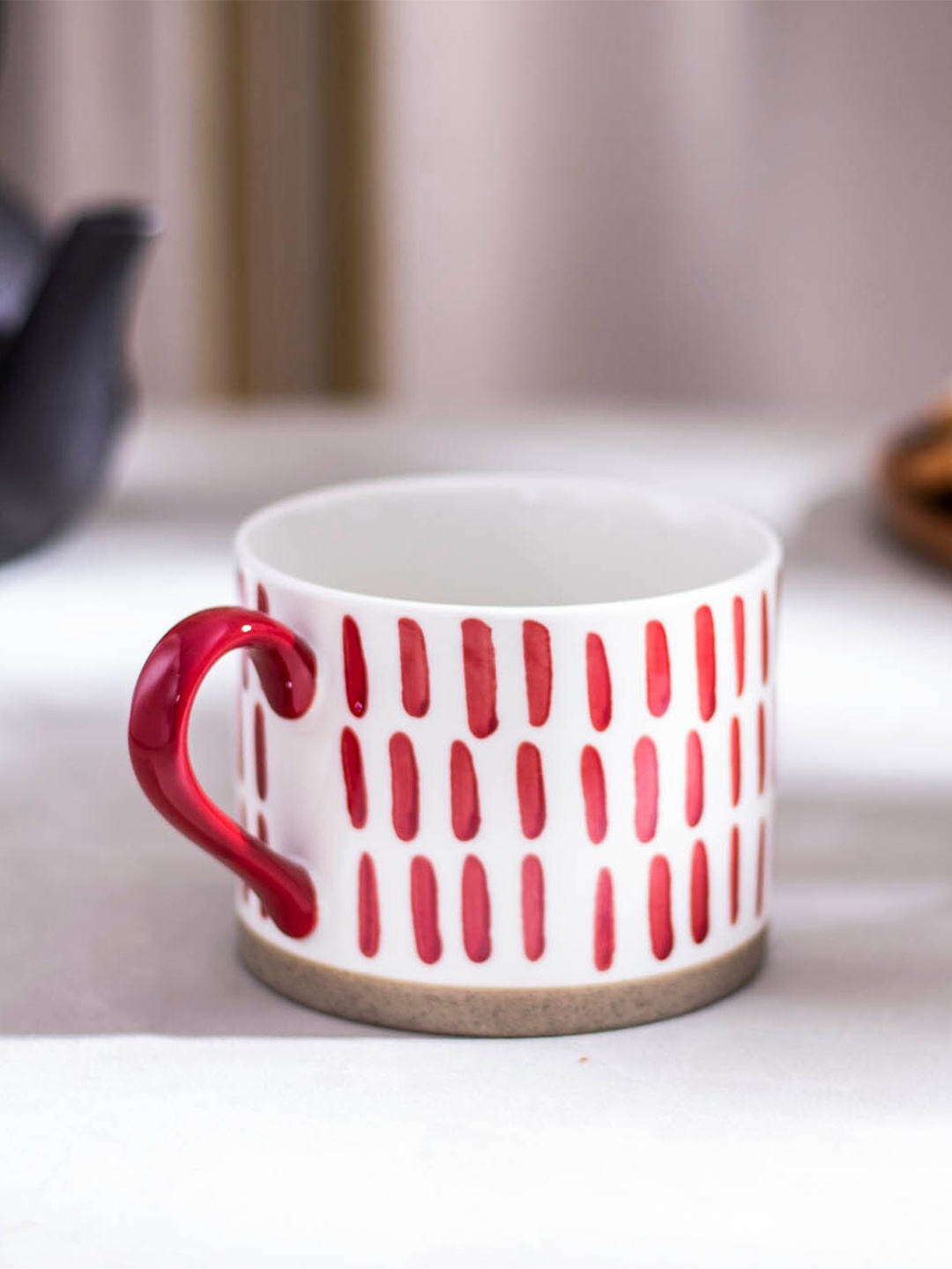 

THEDECORKART Red & White Printed Ceramic Glossy Mugs 200 ml