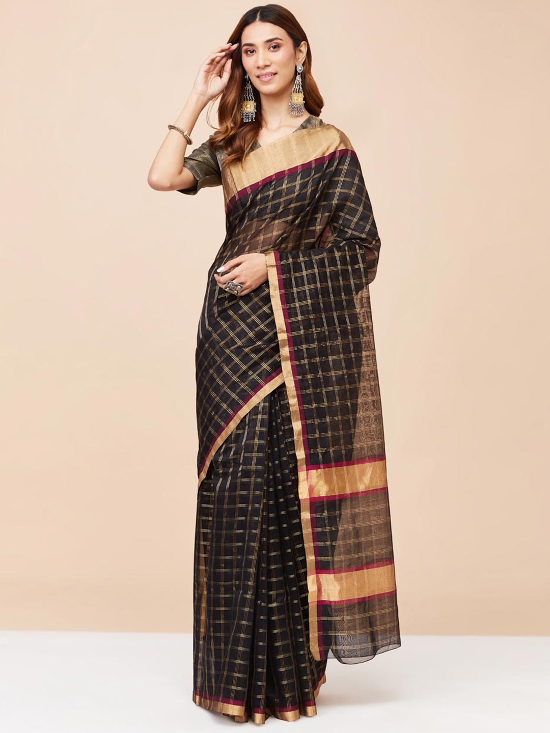 

Fabindia Checked Zari Silk Cotton Saree, Black