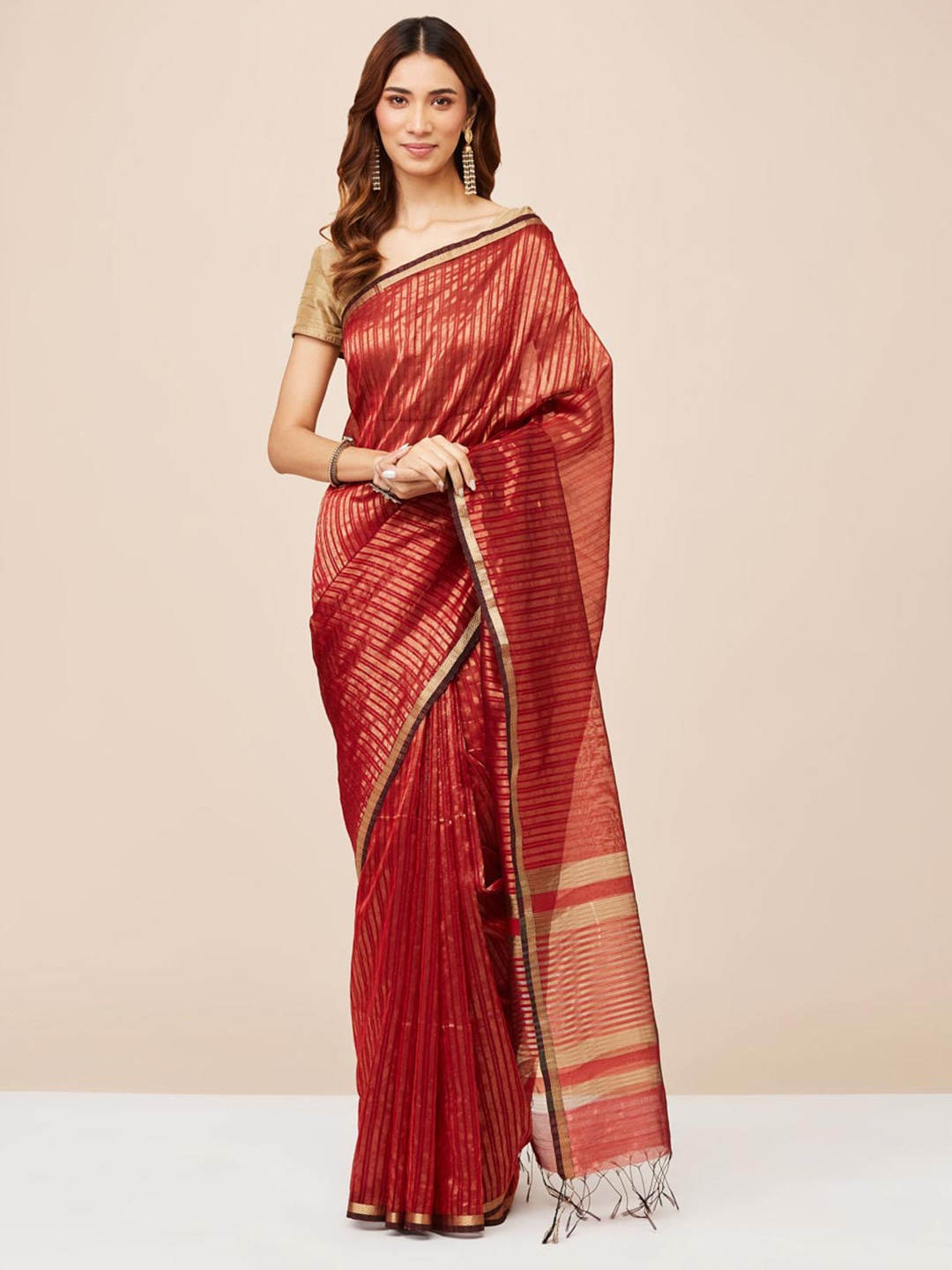 

Fabindia Striped Woven Design Zari Saree, Maroon