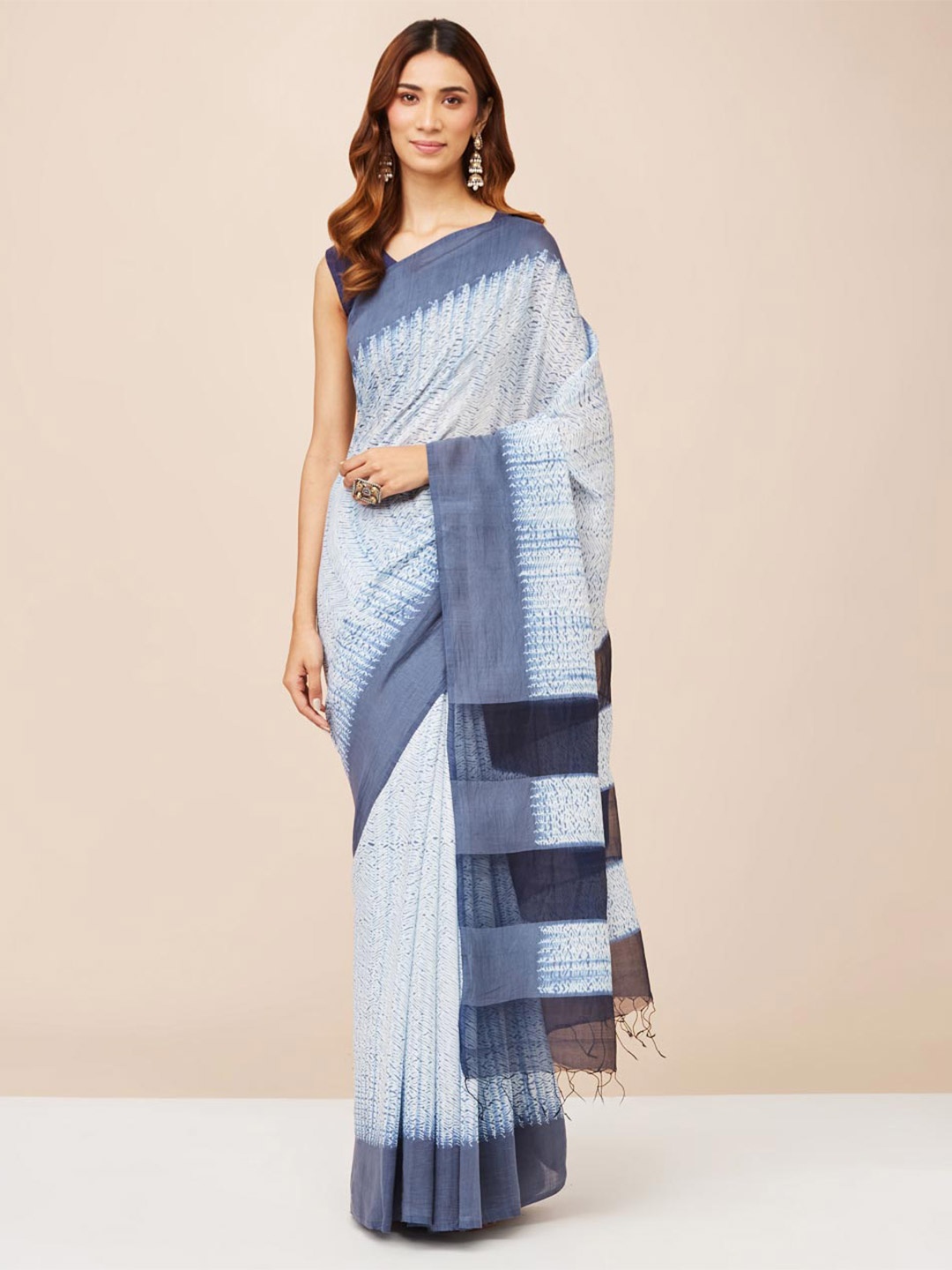 

Fabindia Tie and Dye Silk Cotton Saree, Blue