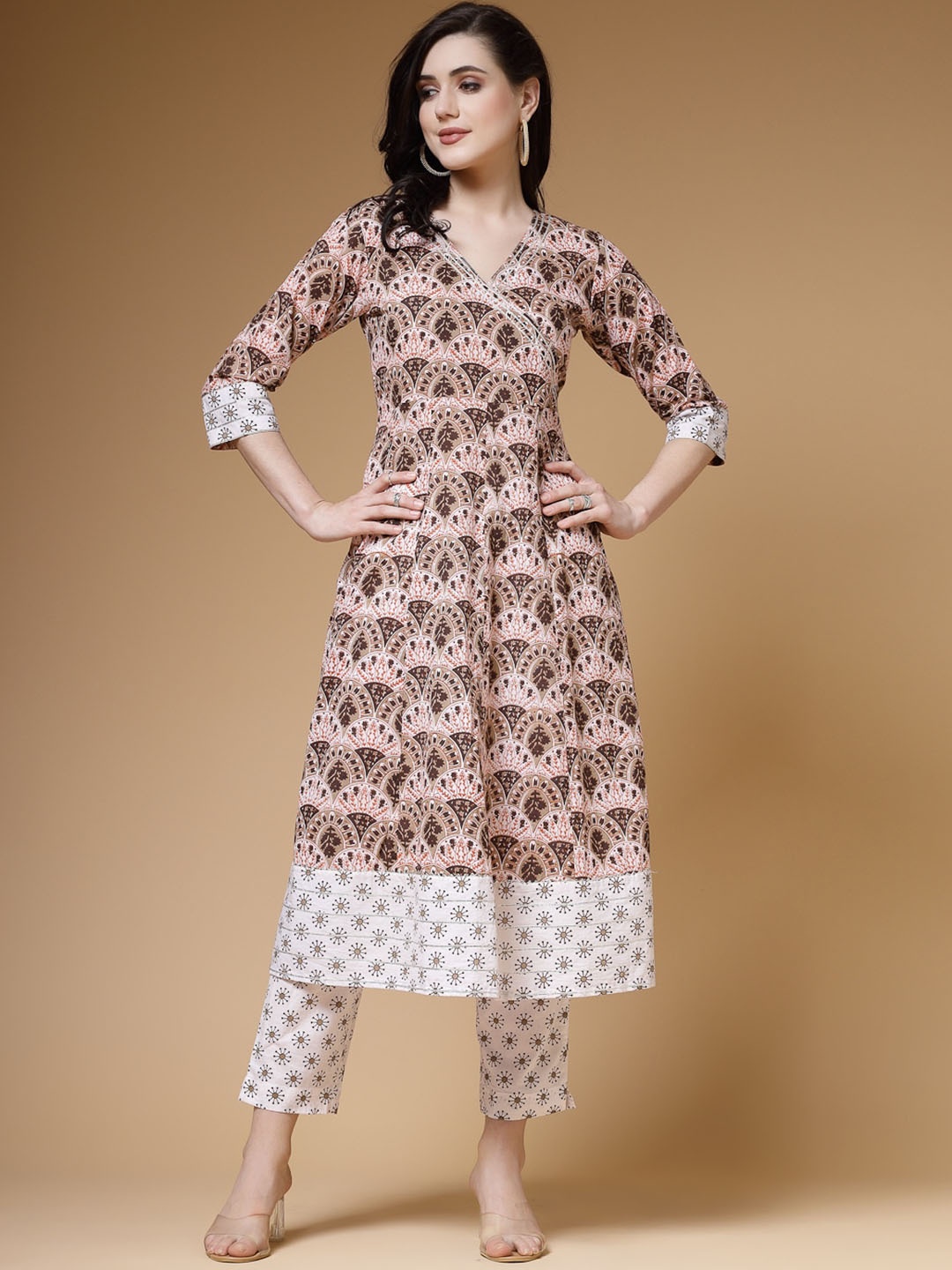 

Indibelle Ethnic Motifs Printed V-Neck Angrakha Anarkali Kurta, Brown