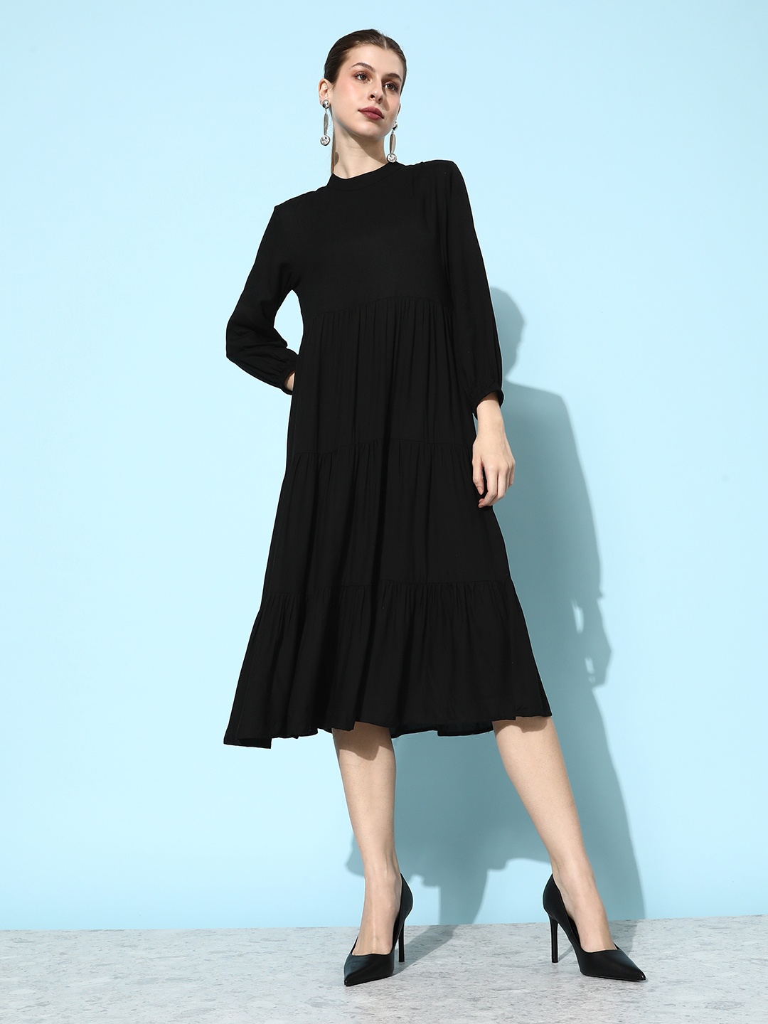 

ANVI Be Yourself Black Tie Up Neck Gathered Tiered Fit & Flare Midi Dress