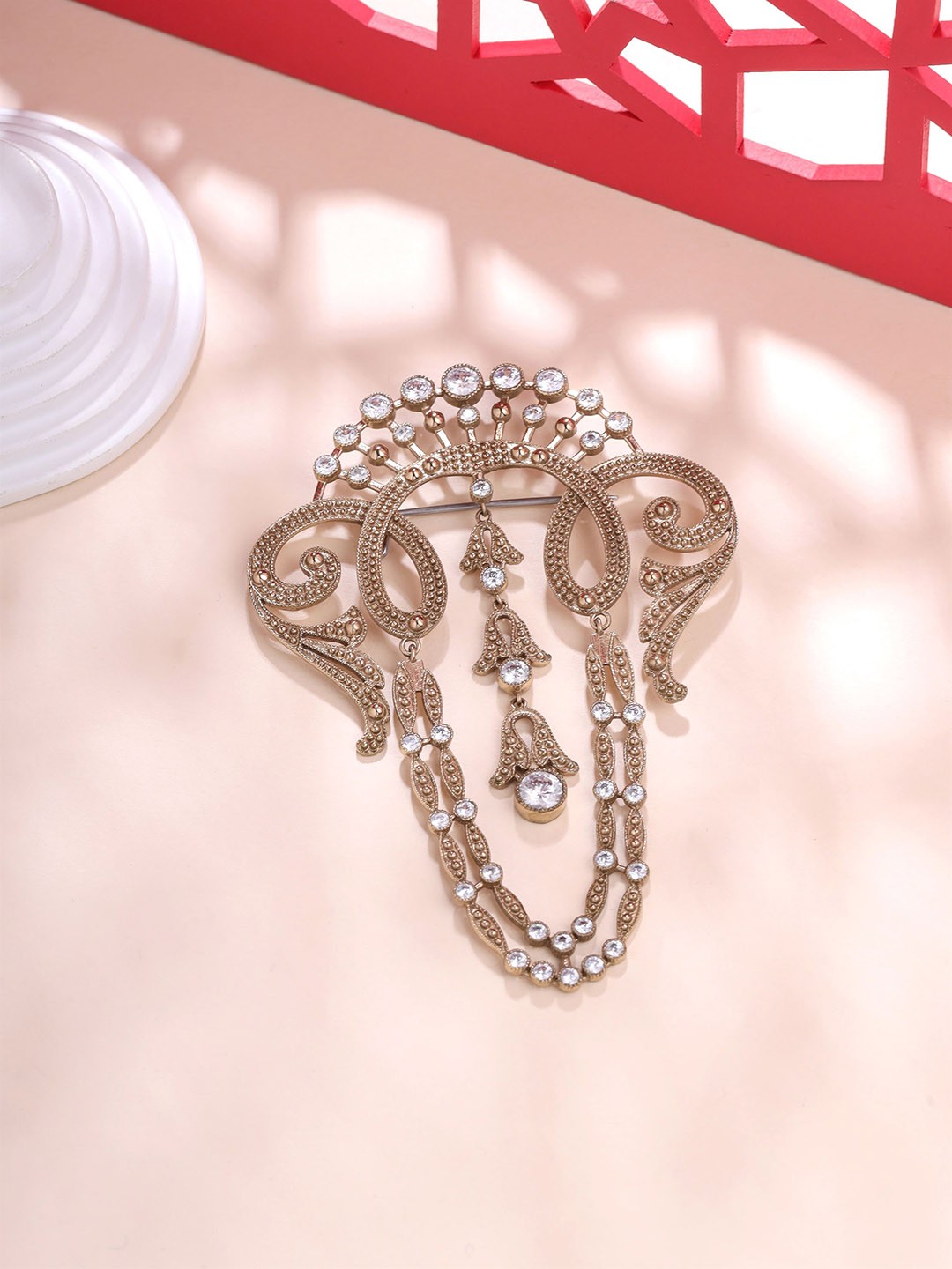 

COSA NOSTRAA Men Stone-Studded Brooch, Metallic